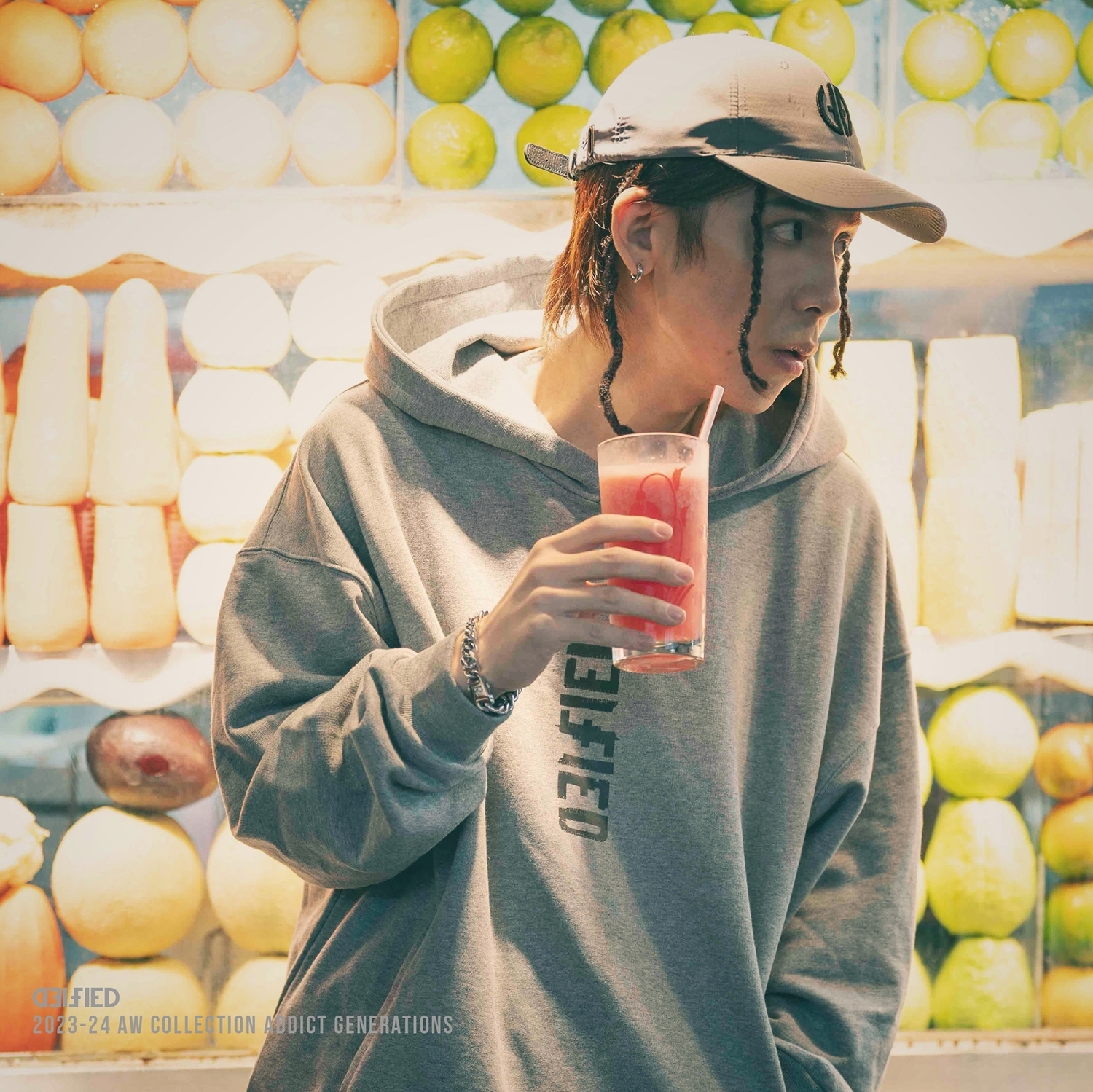 DEIFIED 迴文字體重磅帽踢