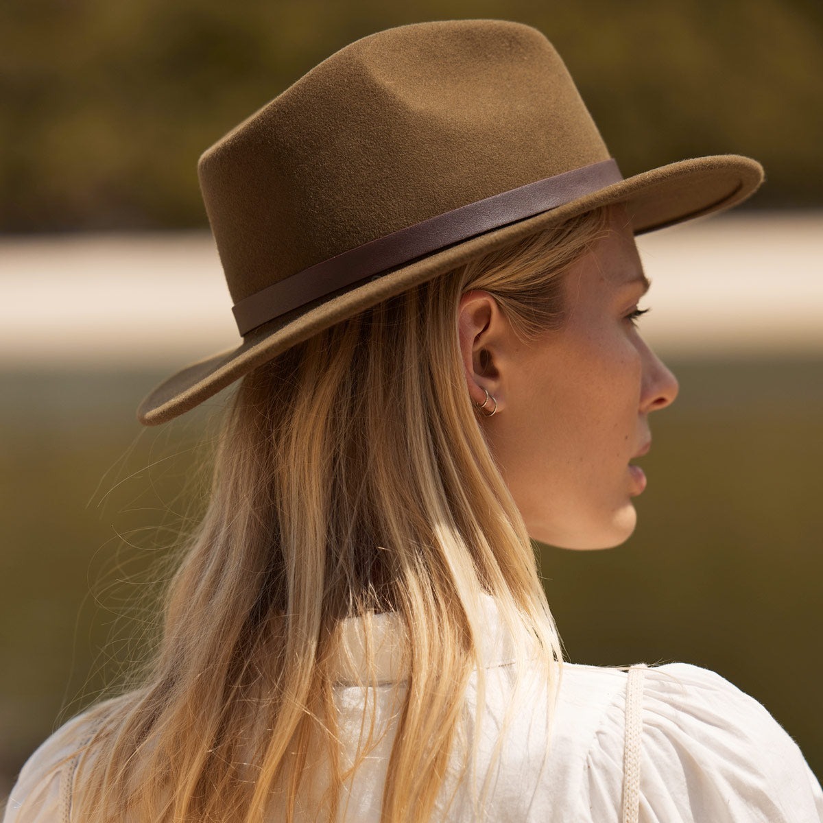 Status Anxiety. | Ignorance is Bliss 西部寬延帽 ( 駝綠、黑、焦糖 ）