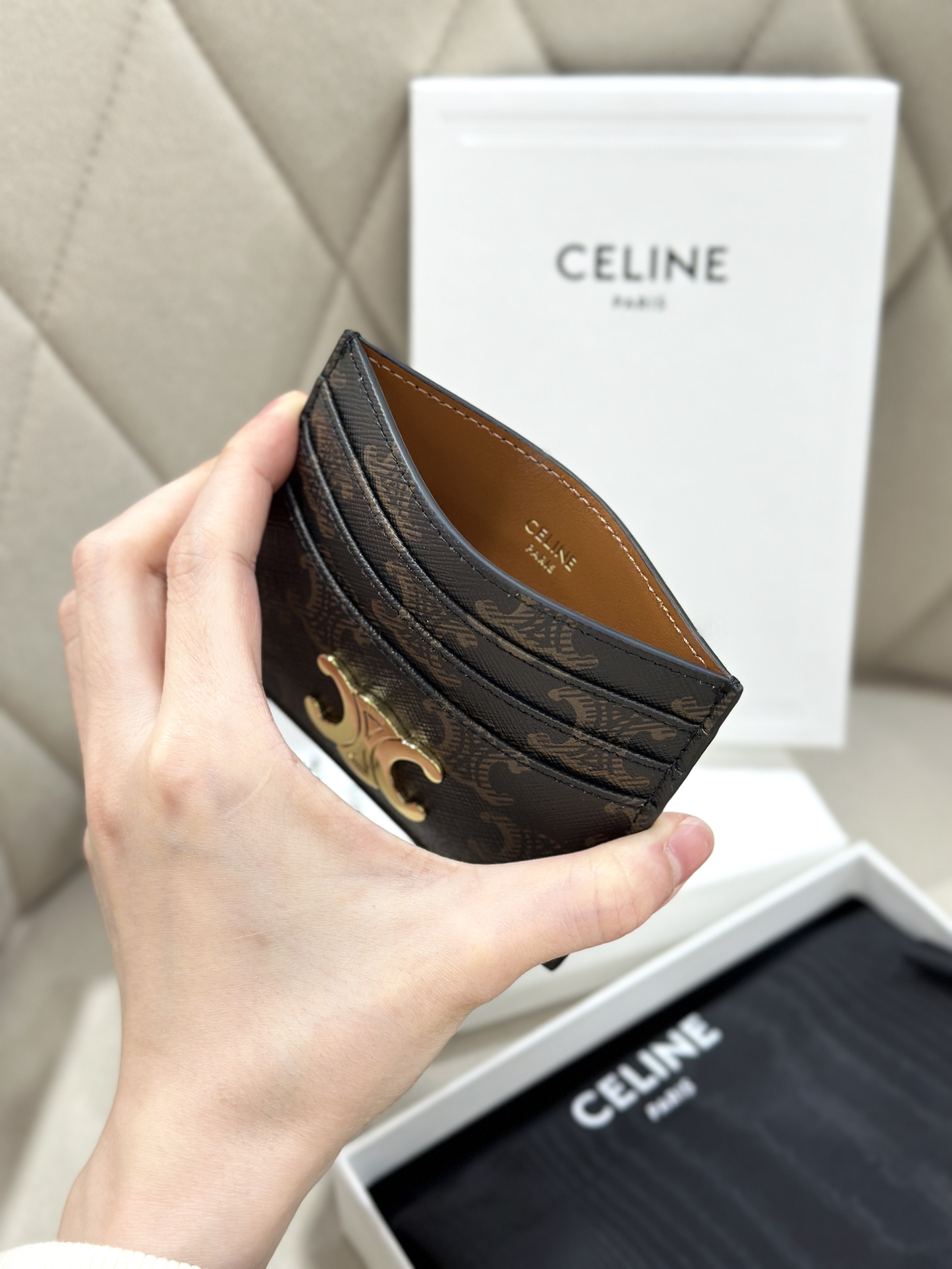 CELINE Triomphe Cardholder