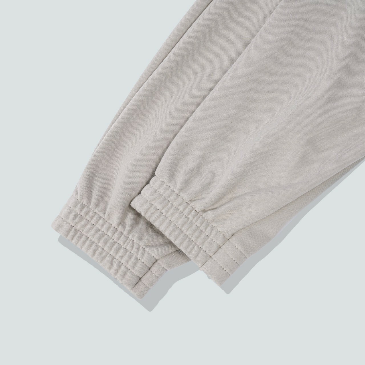 #17677 極厚磅圓弧口袋棉褲褲口細節照