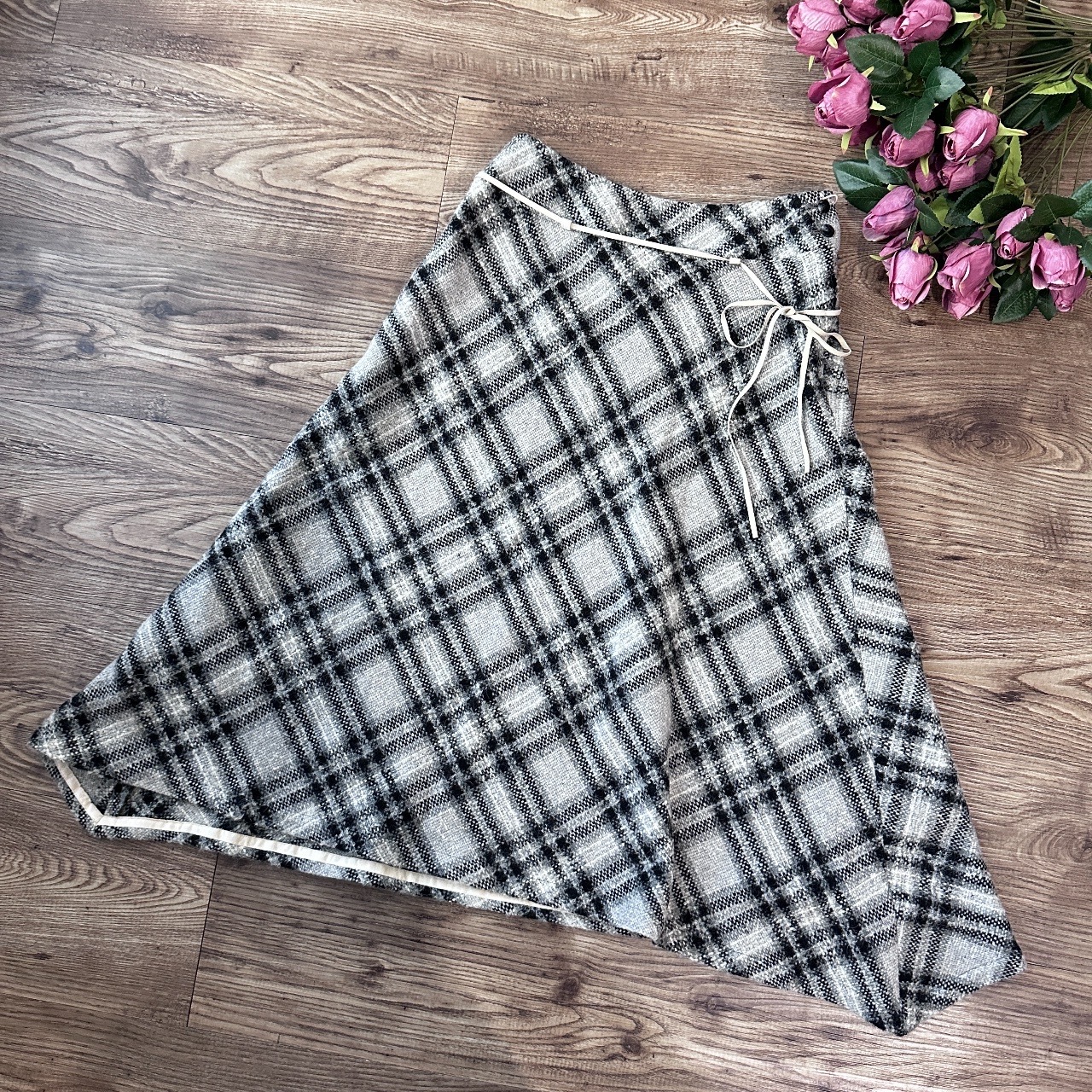 灰黑白格紋羊毛半身裙
