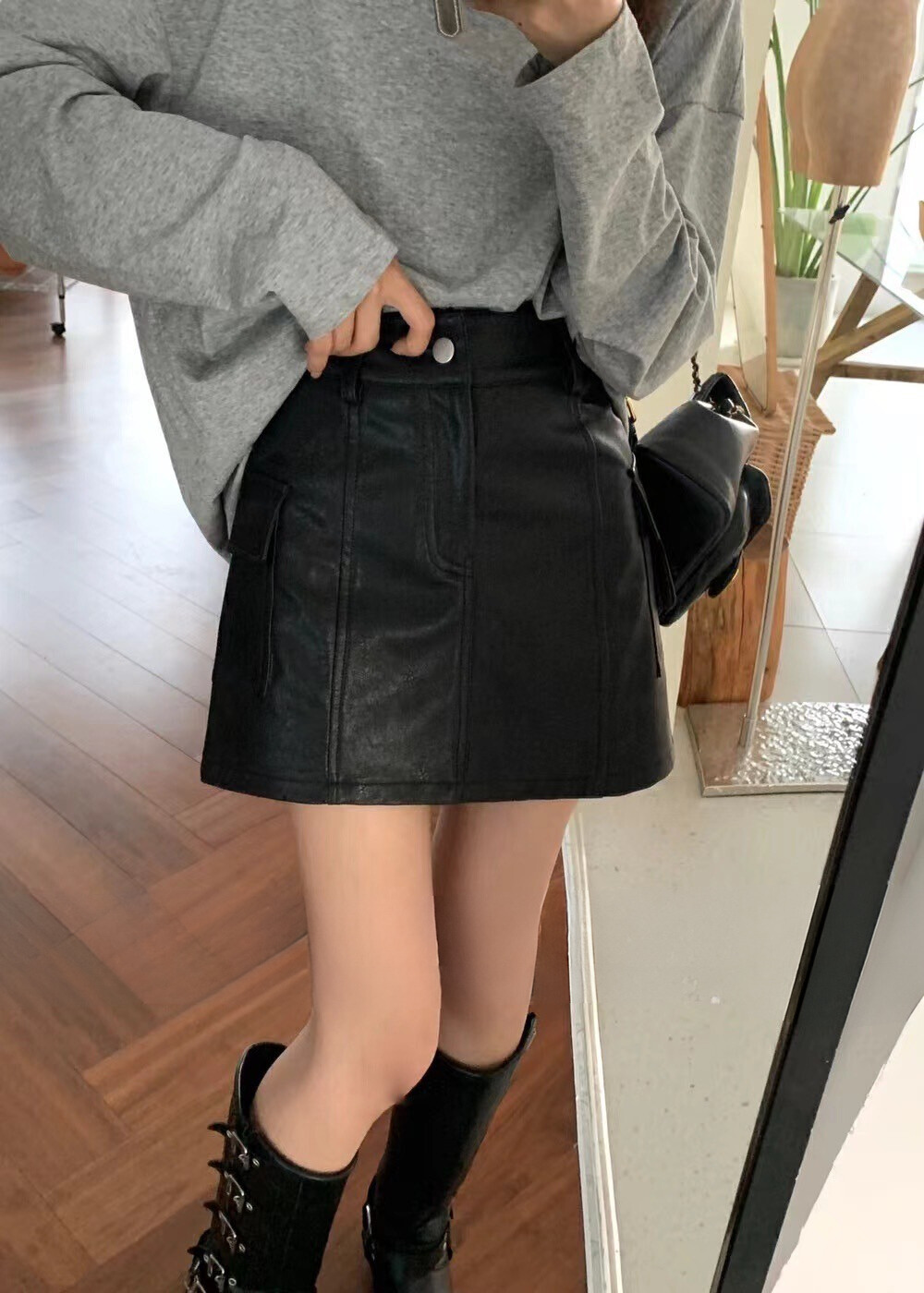 口袋皮短裙