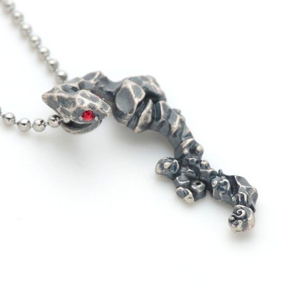 Pbandai 預訂2024/4月 ウルトラマンオーブ ネックレス-ジャグラス