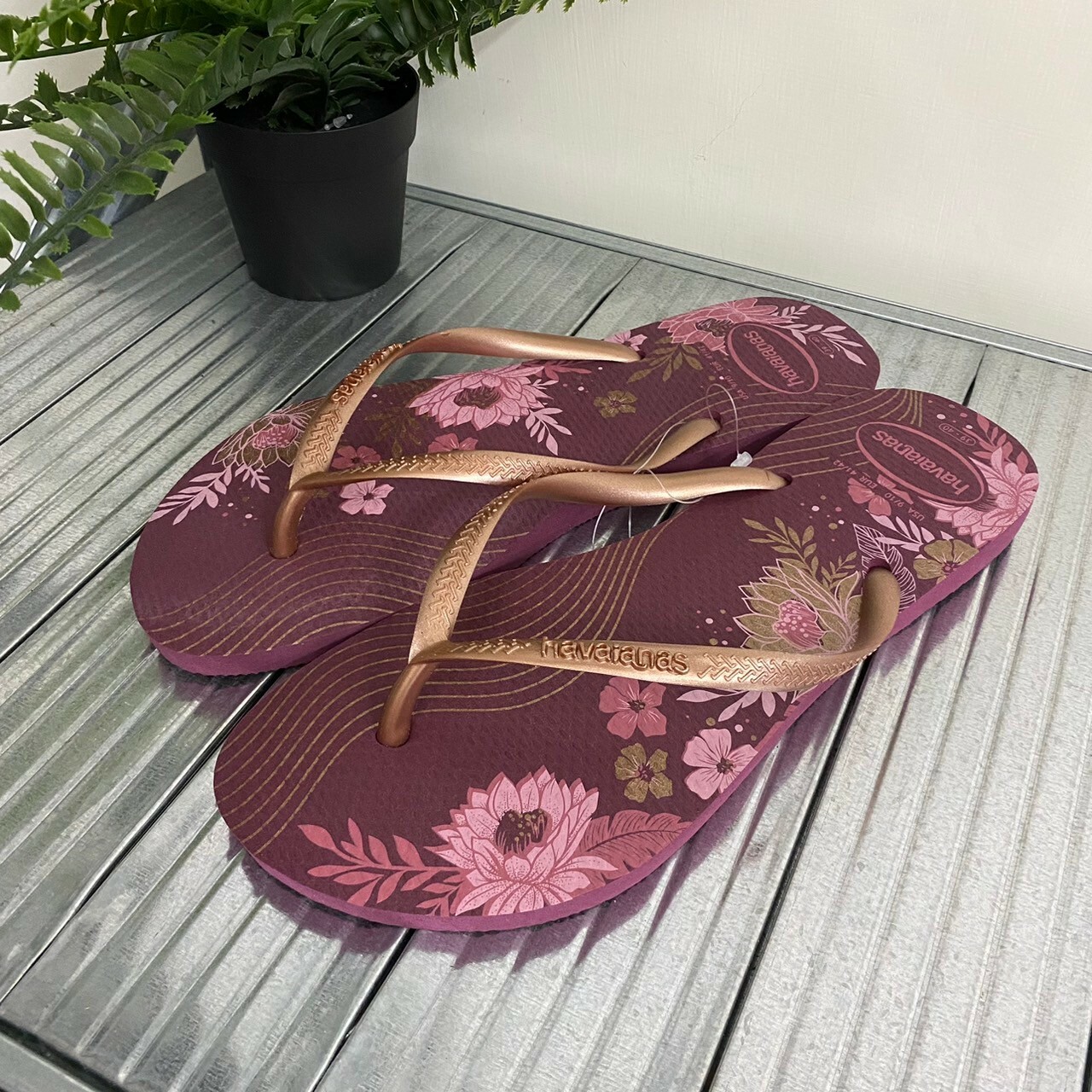 Havaianas 哈瓦仕 Slim Organic拖鞋 夾腳拖 花朵 紫色系 4132823-5143W