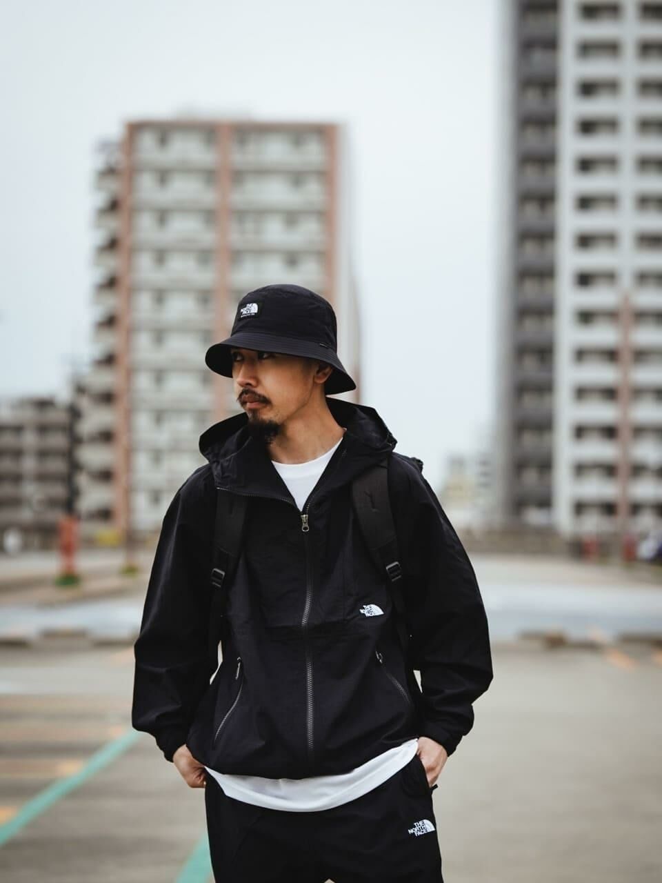 日本 TNF Compact Jacket