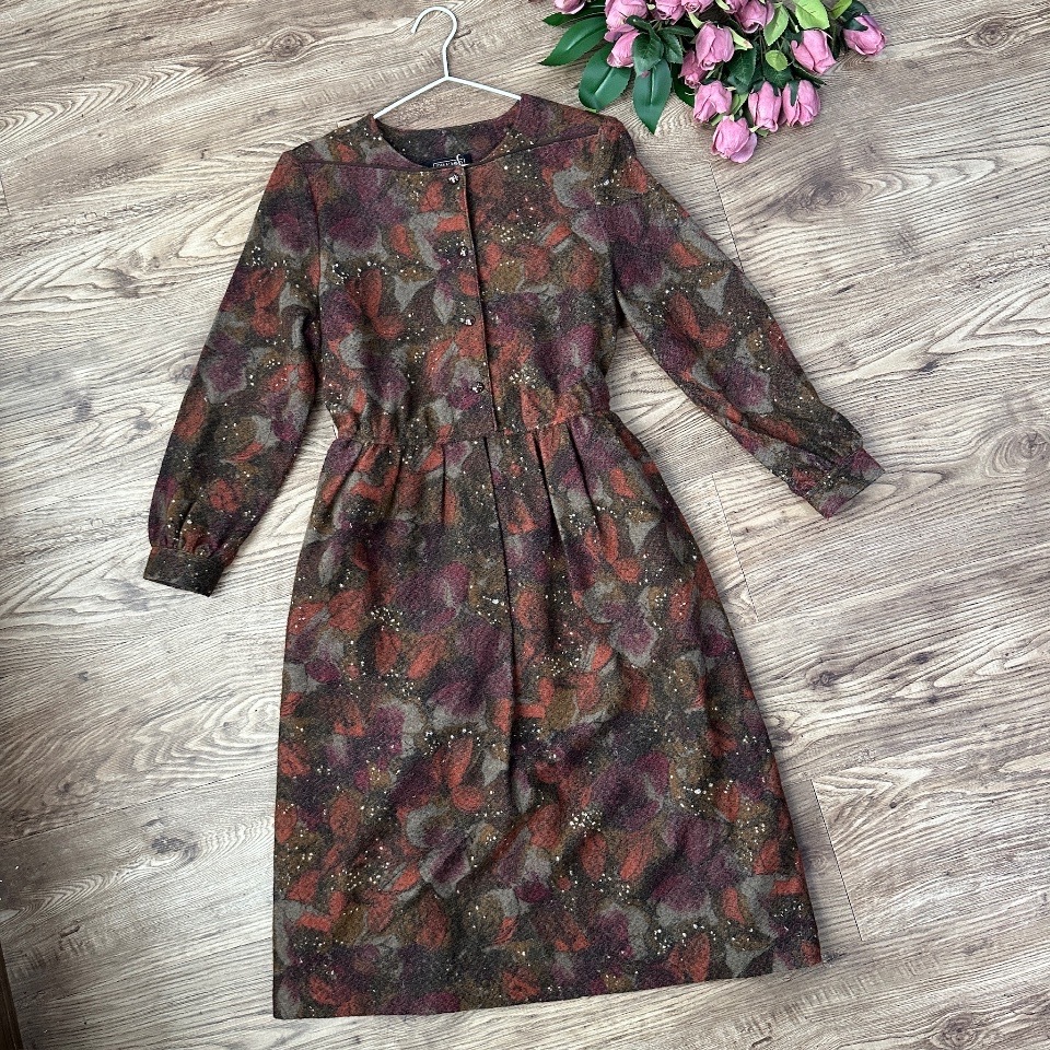 日本製紫色暗花羊毛連身裙