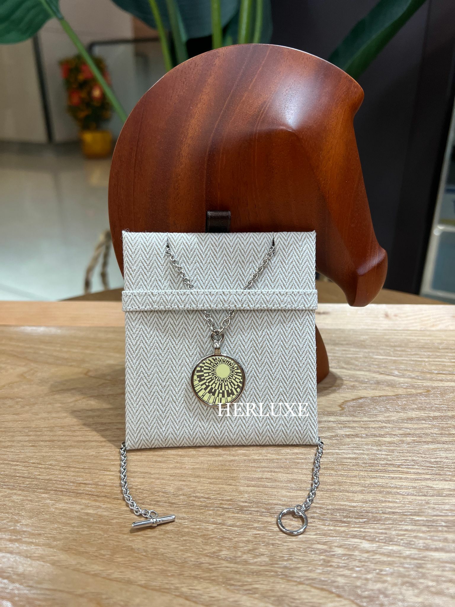 Medaille OP'H necklace pm blanc platine/P ck