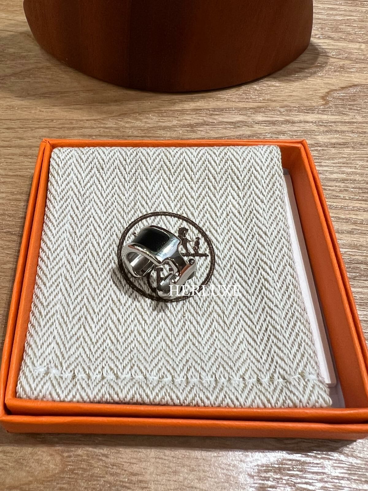 耳骨扣 Bijou d’oreille olympe pm 89 noir ck swift