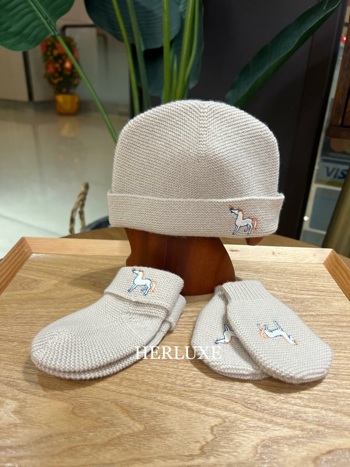 Cabriole hat Biscuit 6M