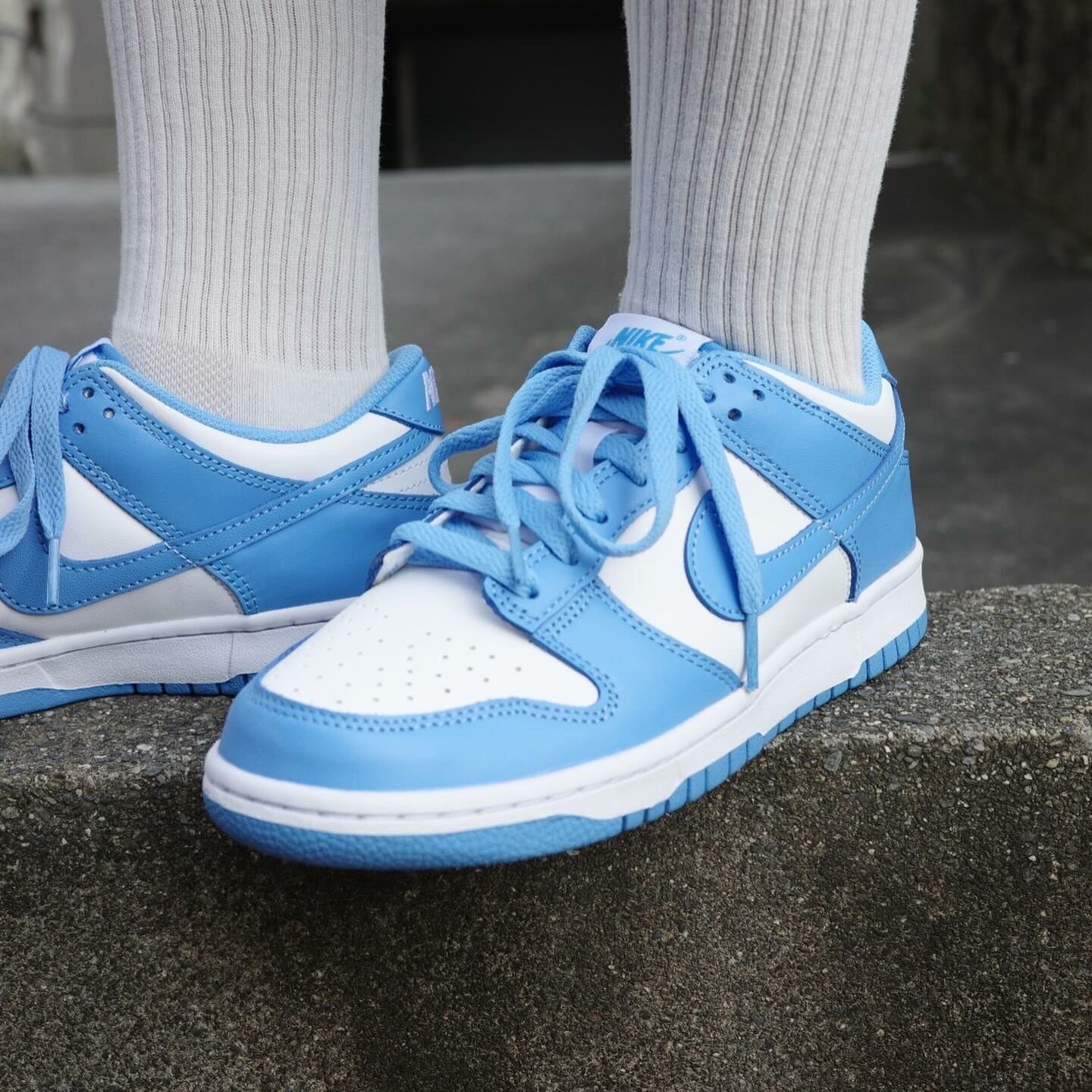 Nike Dunk low  GS 北卡藍 大童鞋 ( CW1590-103 )