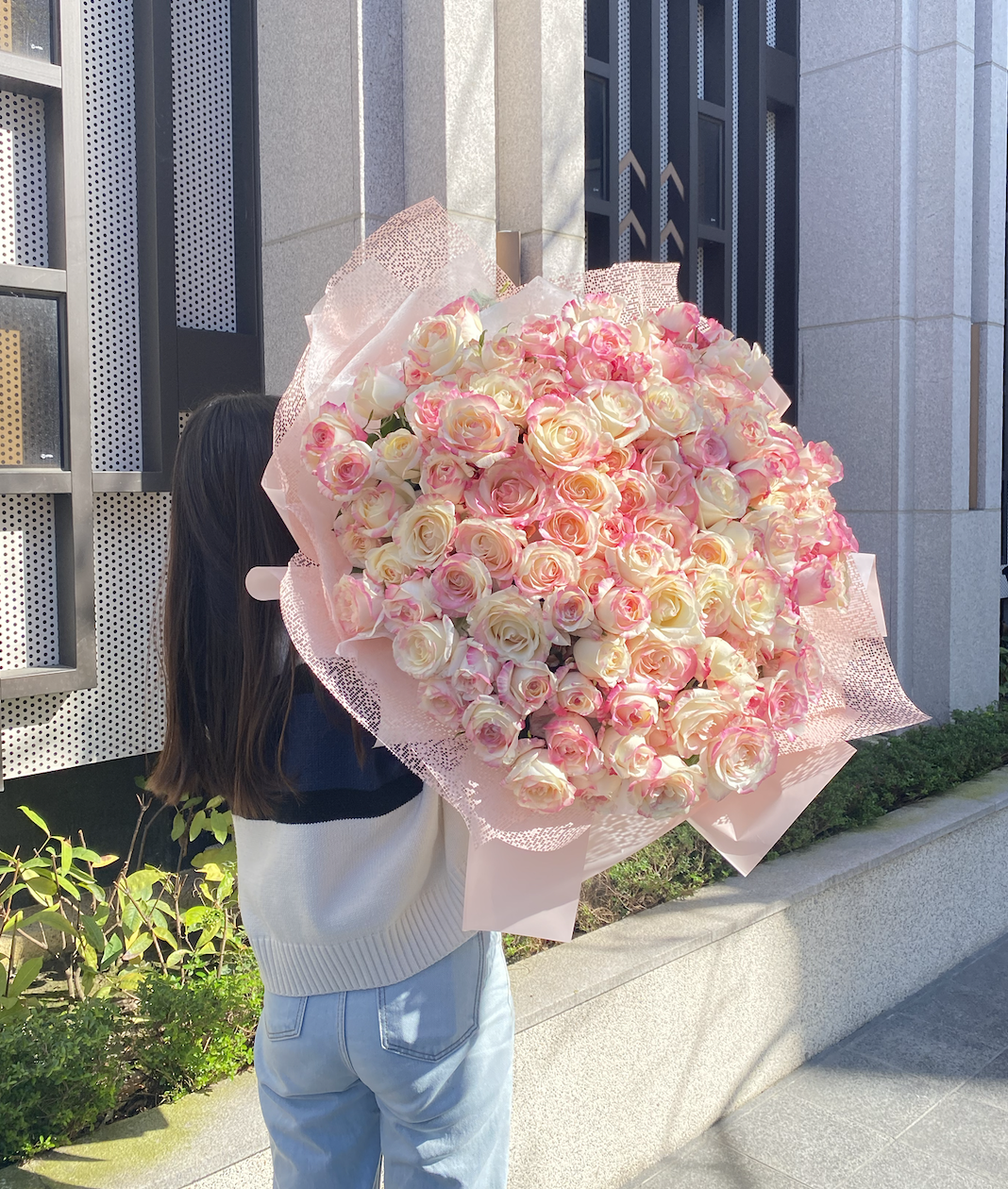 99朵玫瑰鮮花束/草莓牛奶花束