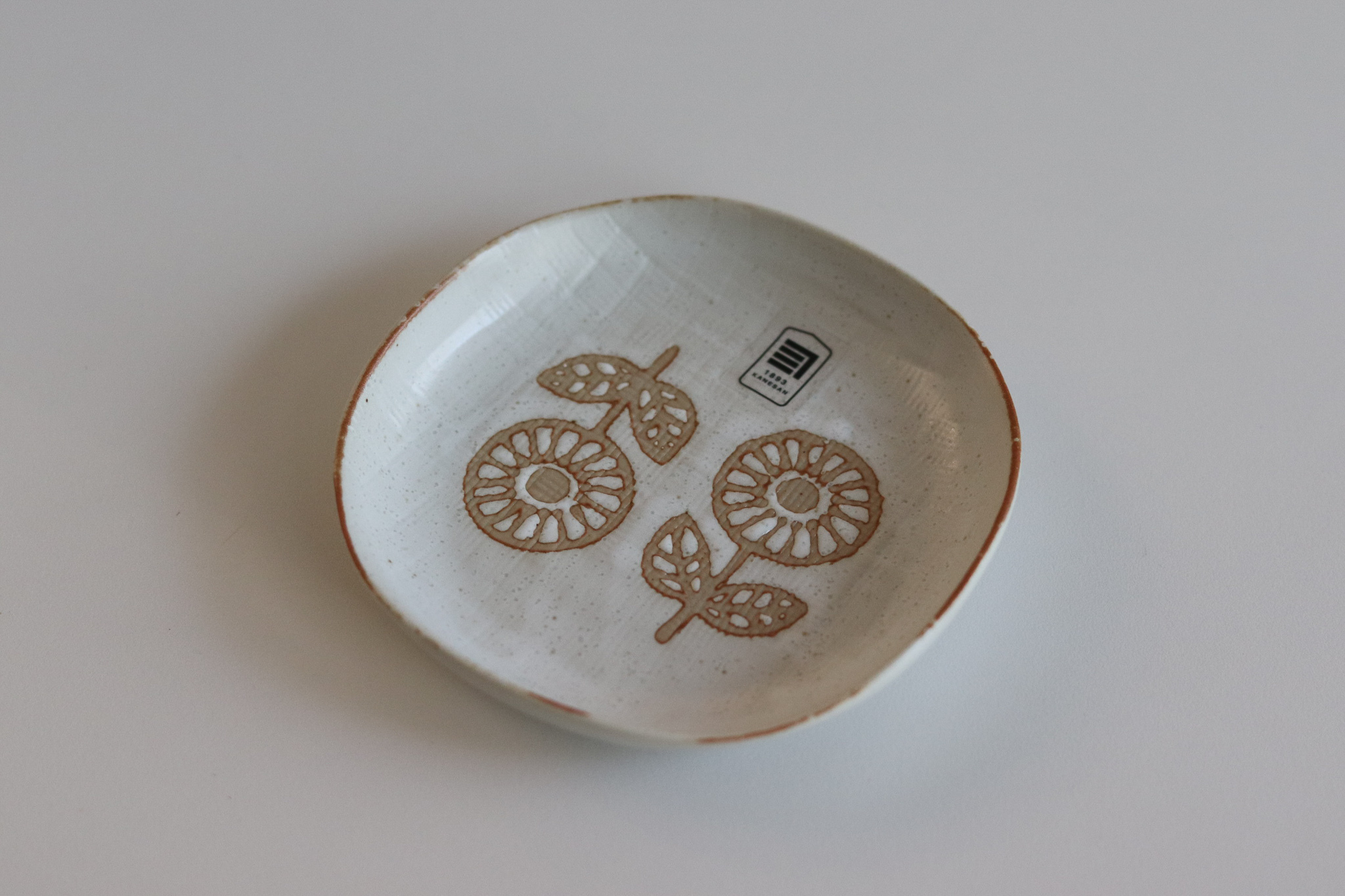 日本 瀨戶燒 KANESAN1893 HANA 方形 小碟