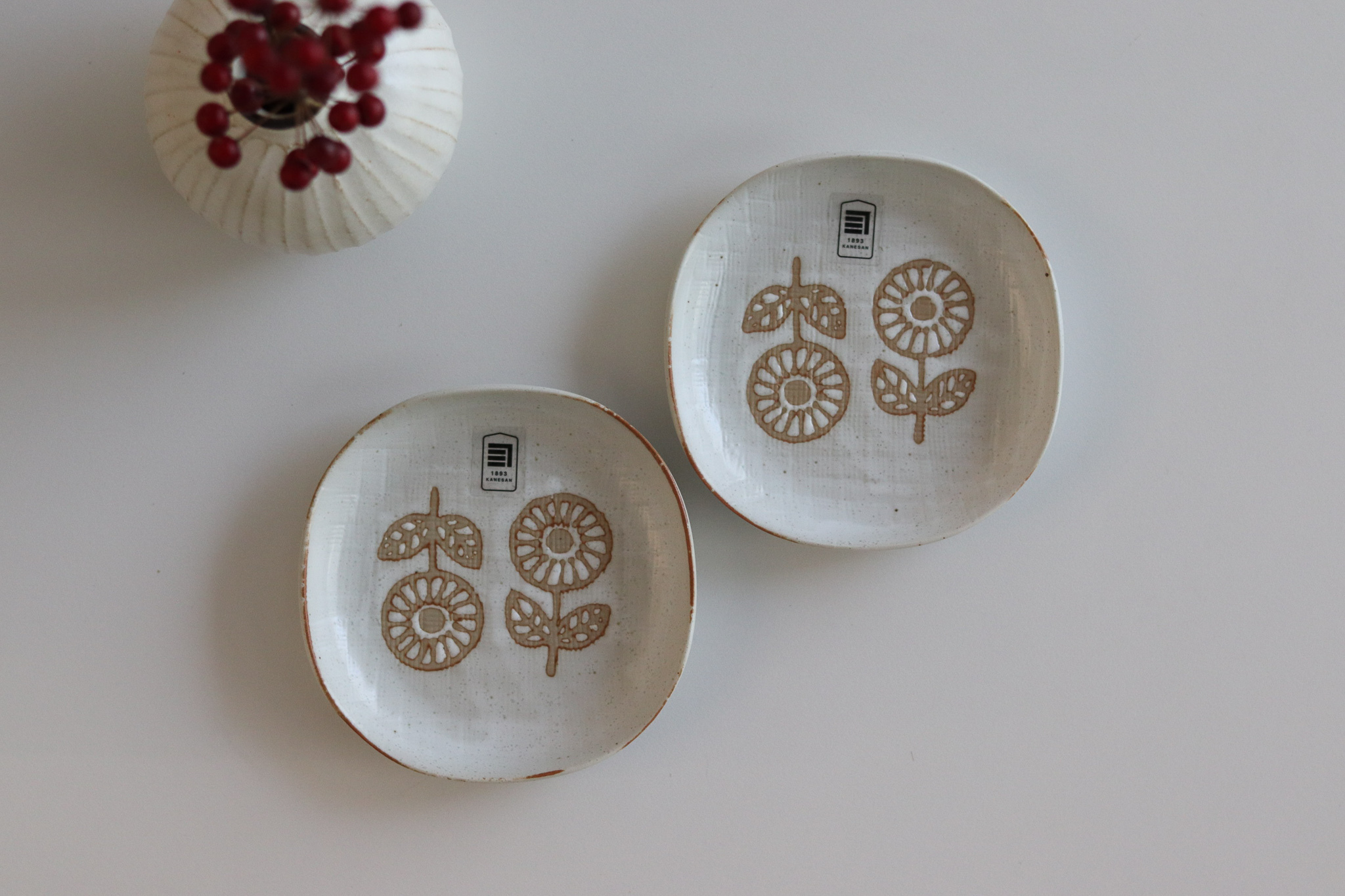 日本 瀨戶燒 KANESAN1893 HANA 方形 小碟