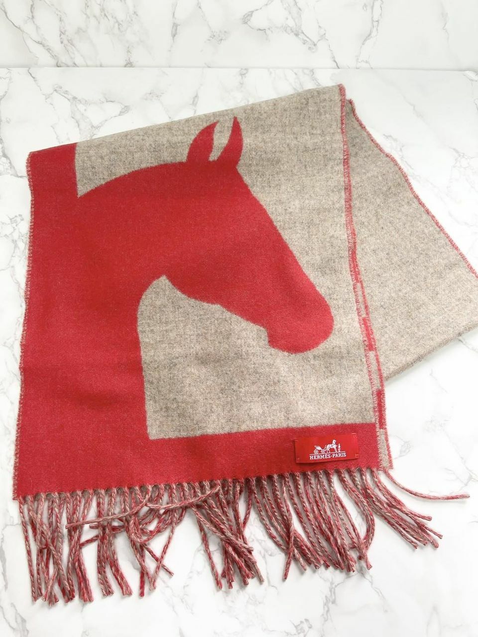 Hermes Casaque Love Story muffler Gris Clair / Ivoire 頸