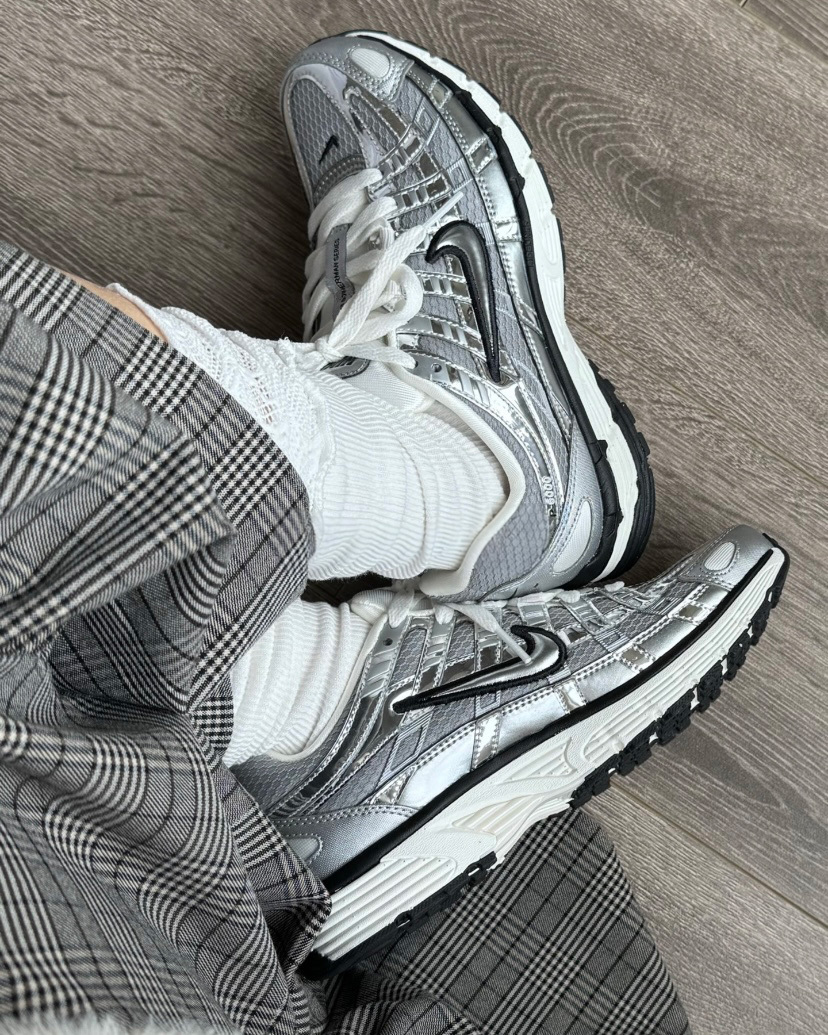 NIKE P6000 液態金屬銀 CN0149-001