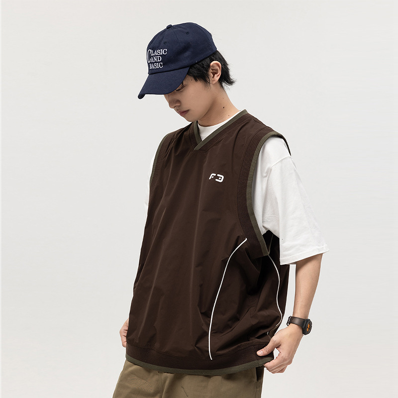 1M04 V領撞色線條感工裝背心 三色