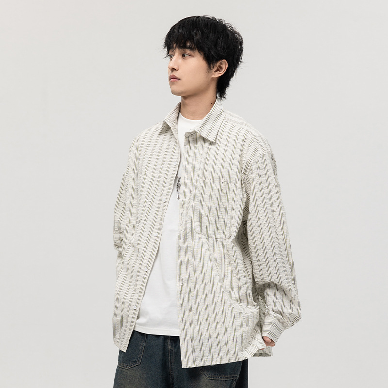 1M07 知性風雙口袋條紋襯衫 一色