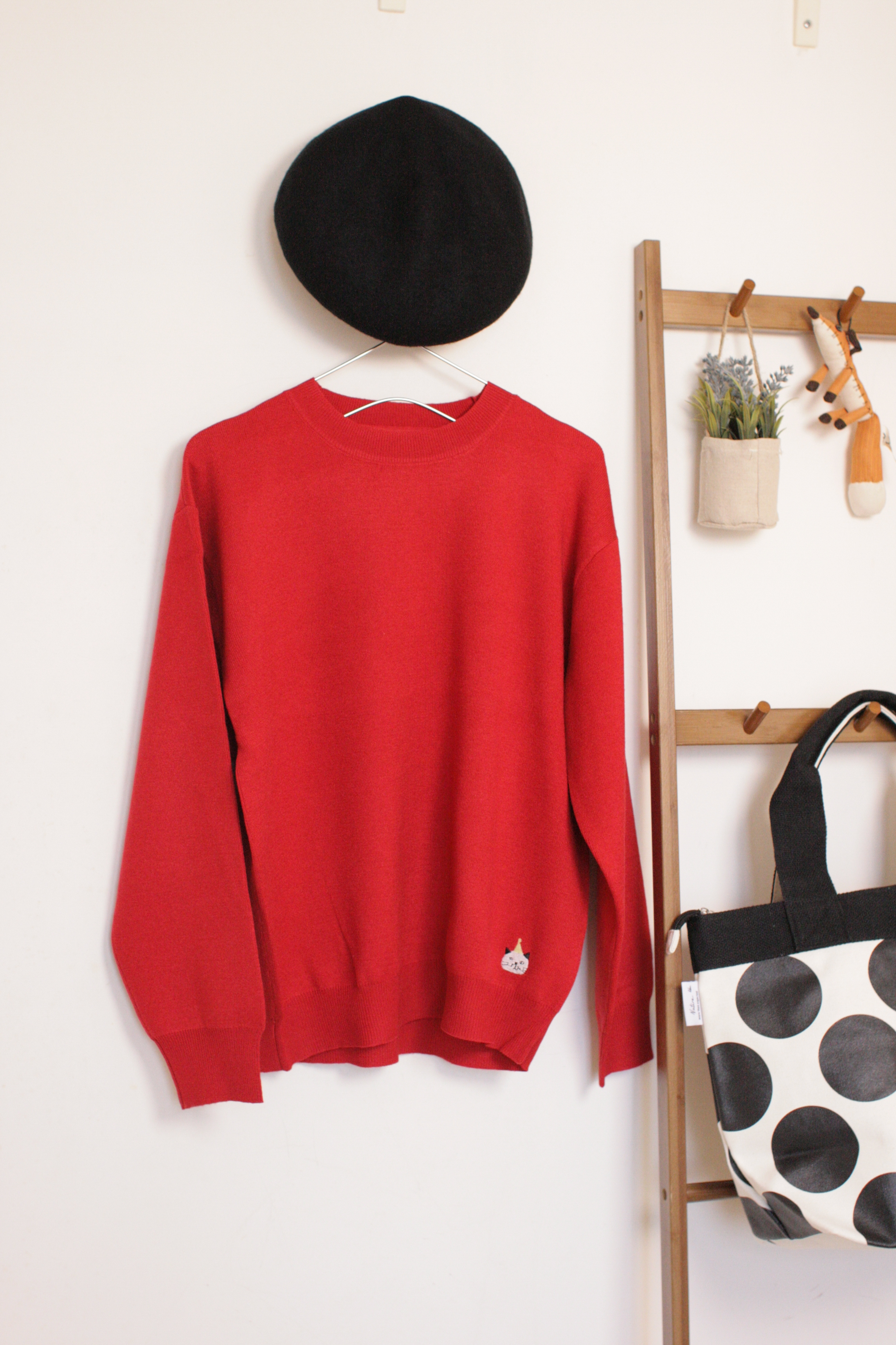 {童話國物語𓃦}紅色派對貓刺繡套頭衫【日本直送】