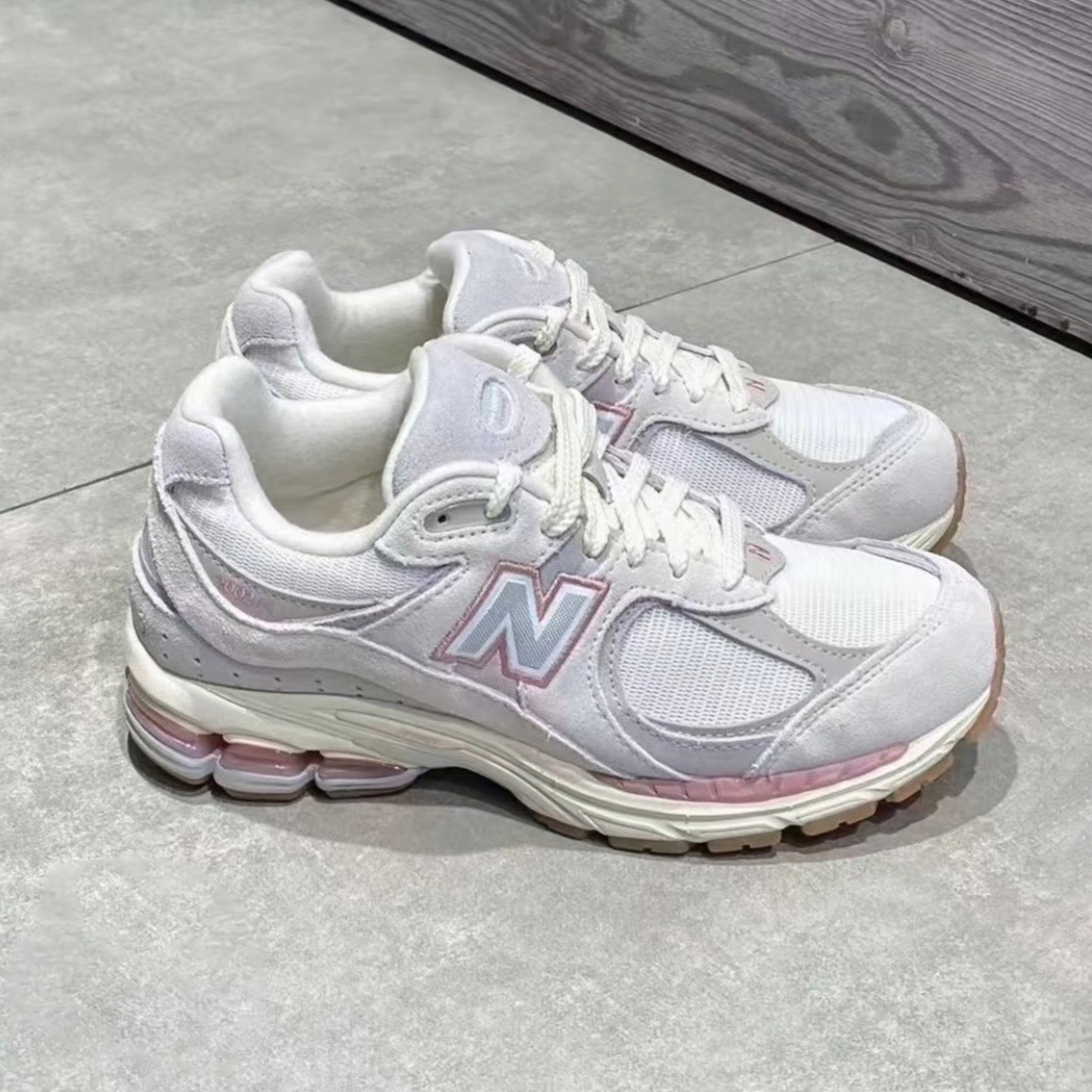 New Balance 2002R Gore-Tex 防潑水款 粉灰 M2002RPM