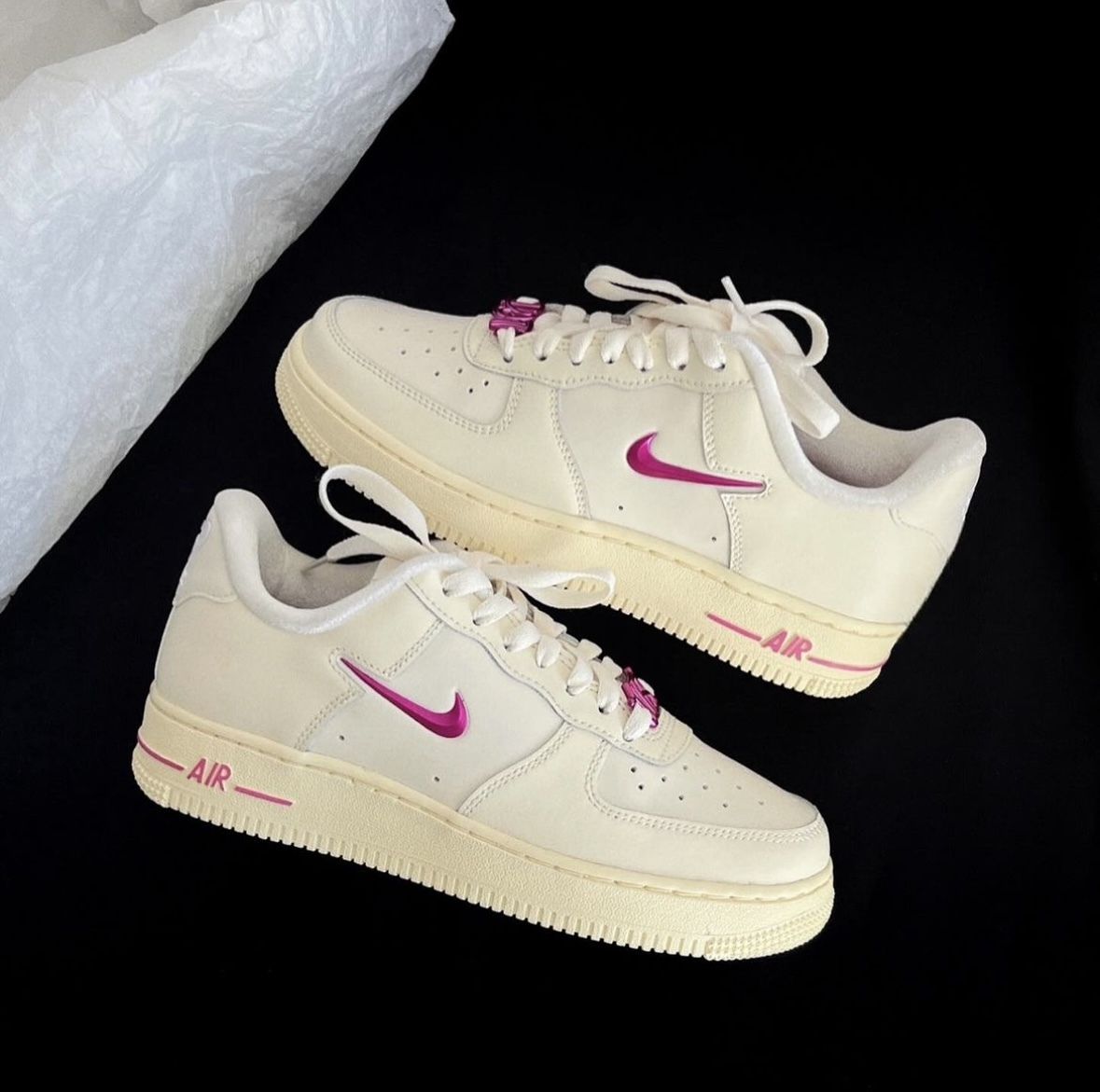 Nike Air Force 1 AF1 奶油芭比 桃色 米白 小勾 鞋扣 FB8251-101/預購