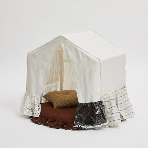 Louisdog 伊蓮娜躲貓貓小屋