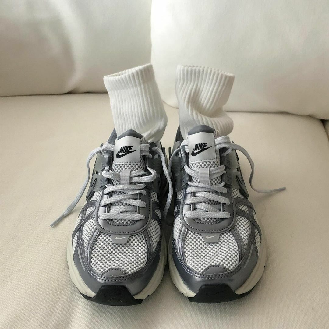 NIKE V2K RUN RUNTEKK 灰色 奶油底 Y2K 復古 女鞋 FD0736-003 / 預購