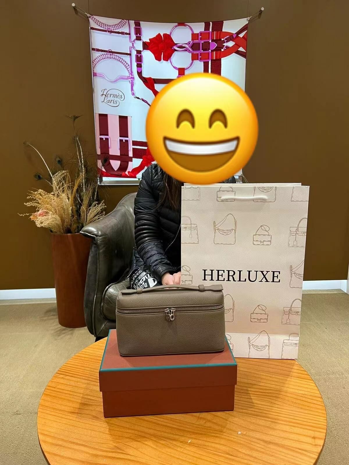 【 感謝支持 】爽快靚靚來pick up L19大象灰🎉 呢款近期超搶手🔥 靚靚見到我哋有現貨🤗 即刻拍板落單🫶 多謝你嘅支持與信任🫶💪