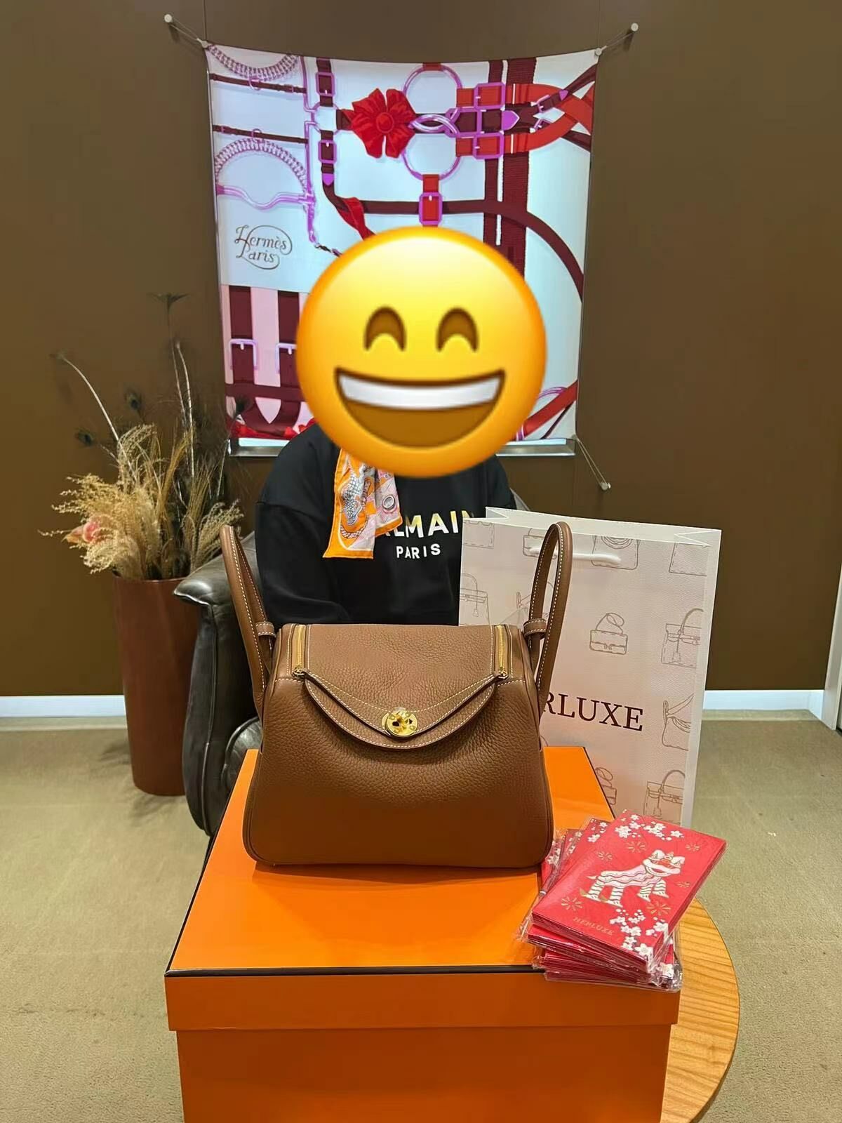 【 感謝支持 】爽快靚靚來pick up L26金金配埋TWILLY🥳靚靚大讚HERLUXE價錢吸引😍 全STAFF有耐心 有禮貌 又有售後跟進👍🏻 比到第一次來幫襯的客人信心🤗 靚靚仲提咗寶貴意見比我哋❤️ 多謝你嘅支持與信任🫶💪