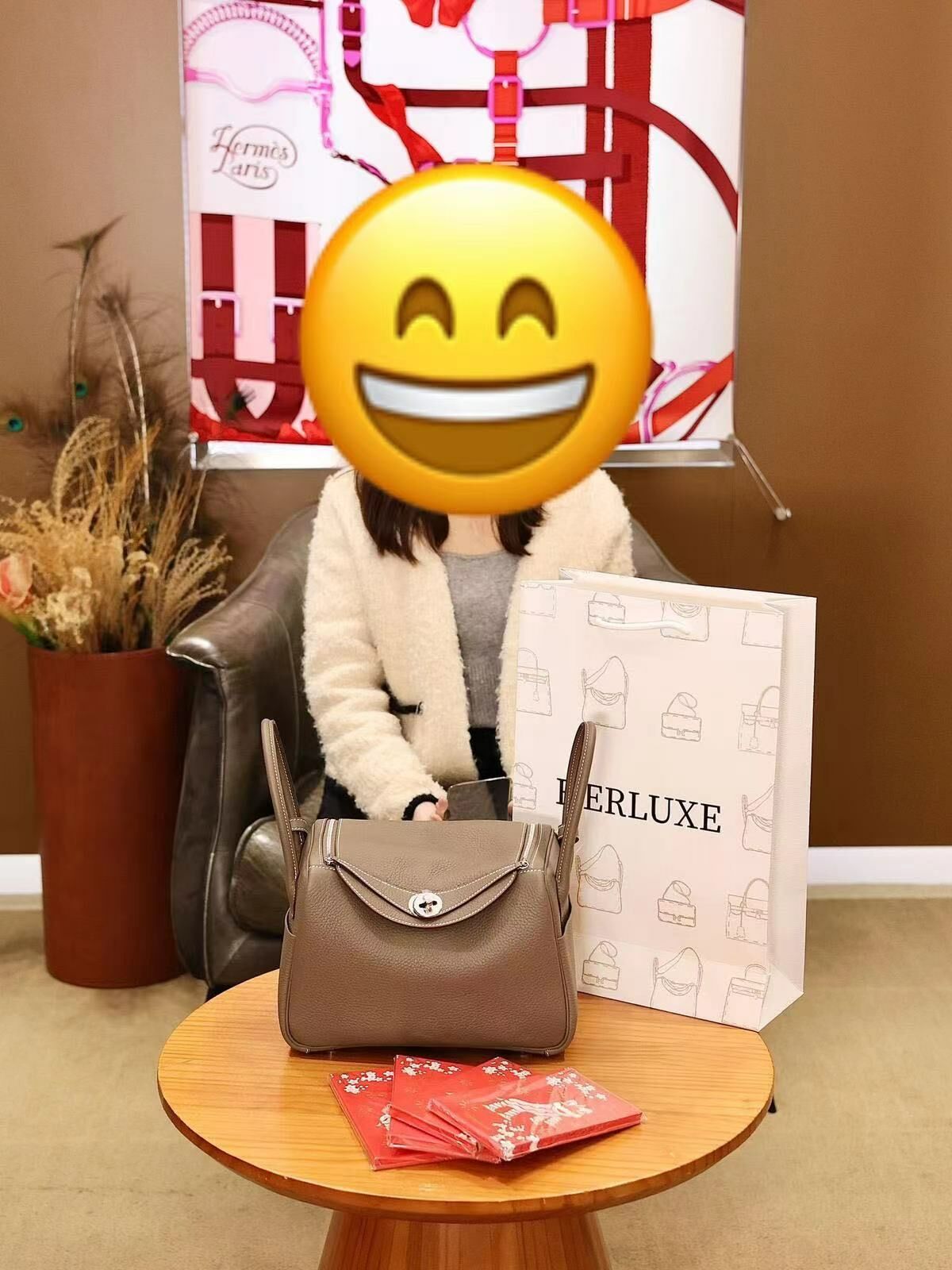 【 感謝支持 】氣質靚靚來pick up L26大象灰銀🎉 呢款極具氣質💃 靚靚背上身瞬間提升了整體氣質🤗 靚靚之前還幫襯我哋買咗GP30大象灰❤️ 多謝你一直咁支持同信任我哋🫶💪