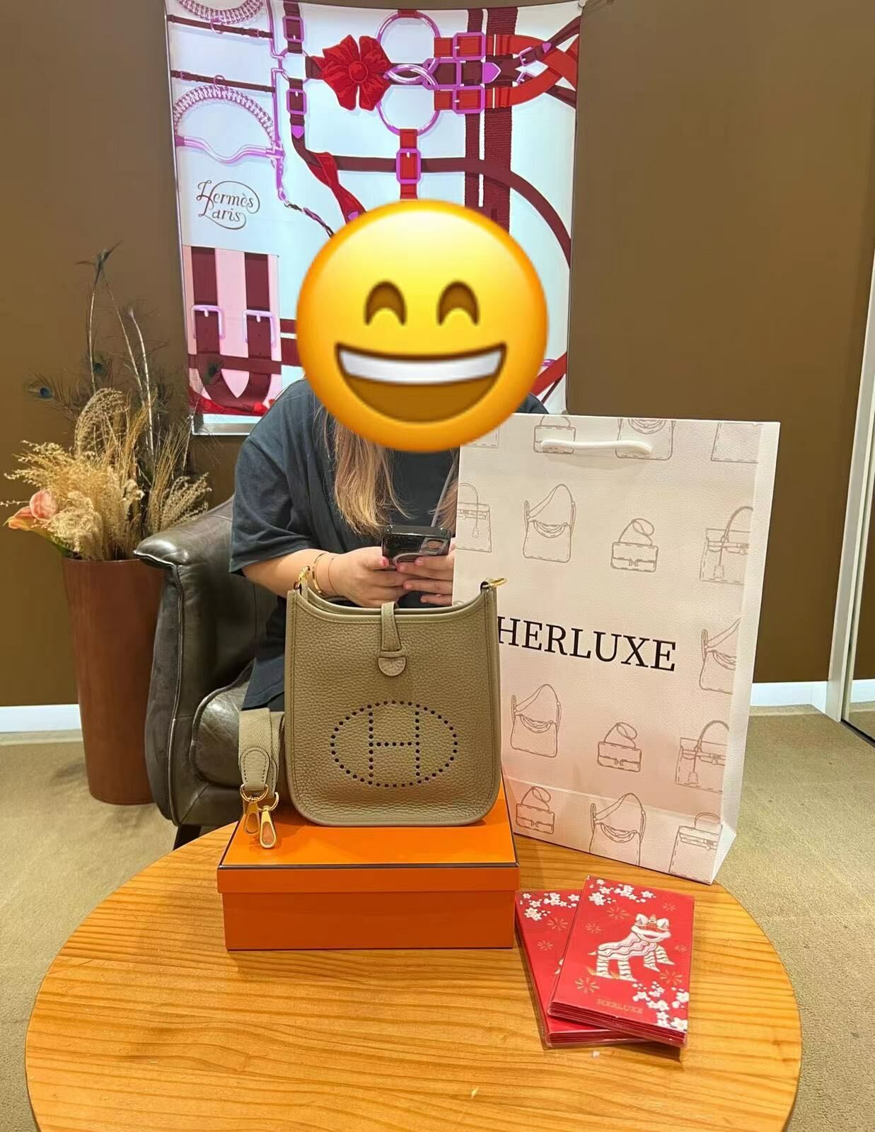 【 感謝支持 】大V靚靚今次來幫襯我哋買咗mini E馬爾法米色🎉  靚靚一直有幫襯我地買野❤️ 今次見到心儀款亦爽快抱走🥰 多謝你嘅支持與信任🫶💪