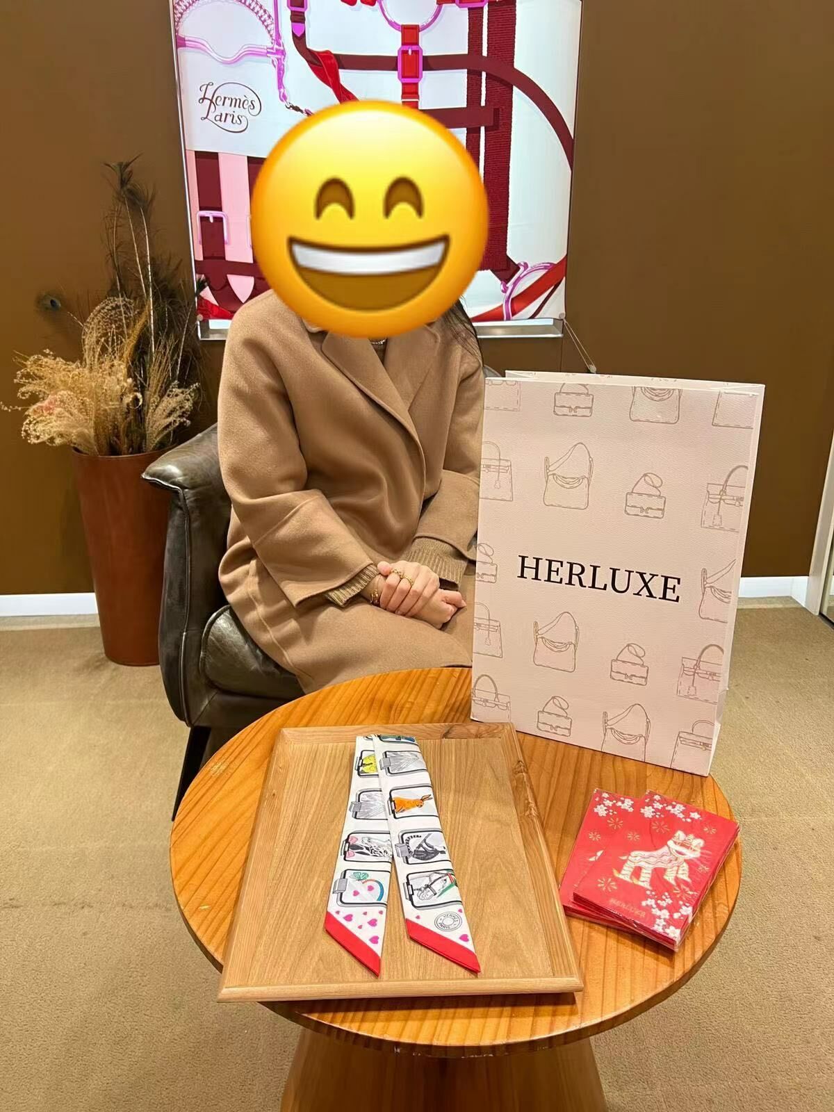 【 感謝支持 】爽快靚靚來pick up GP30大象灰🎉  配埋海馬掛飾🥰一眼睇中呢條twilly🤗 開心一起埋單帶走❤️ 多謝你嘅支持與信任🫶💪