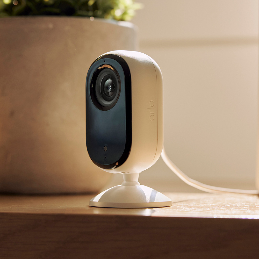 Arlo Essential 第二代 Wi-Fi室內攝影機/監視器