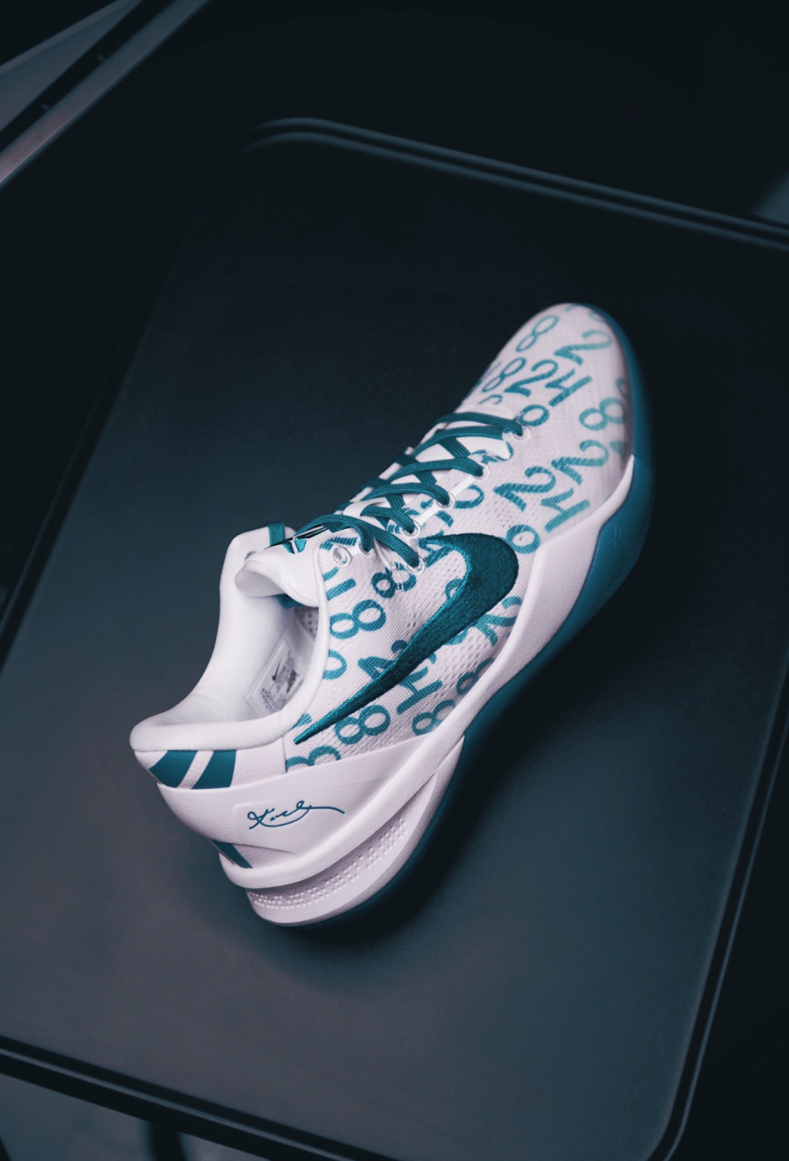 【Focus Store】預購 Nike Kobe 8 Protro "Aqua" 湖水綠 FQ3549-101