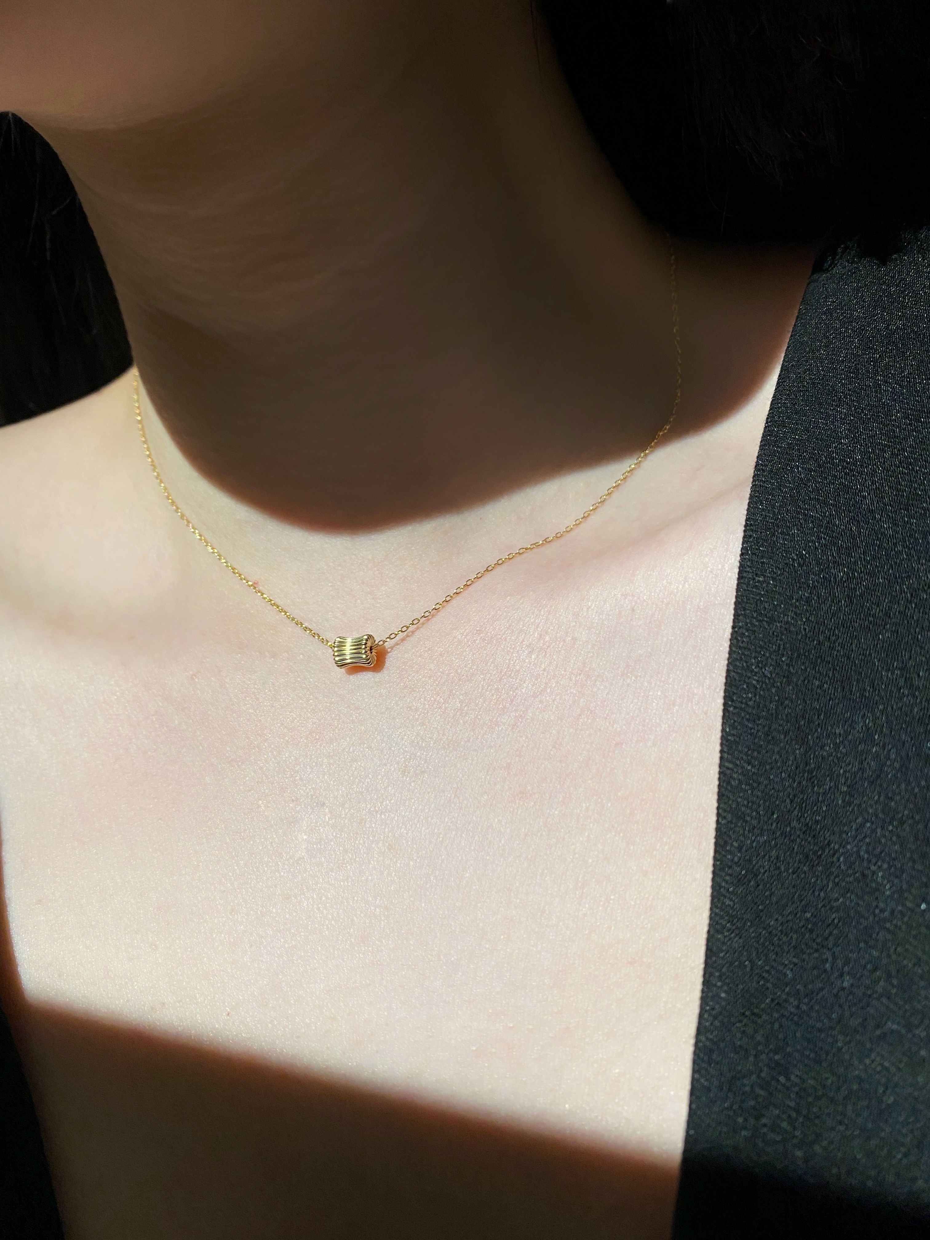 復古凹紋滾輪項鍊