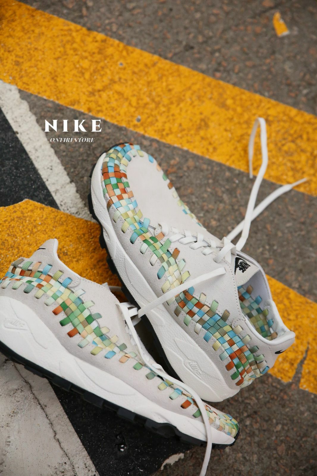 {現貨} Nike Air Footscape Woven Womens Summit White/Mulit Colour