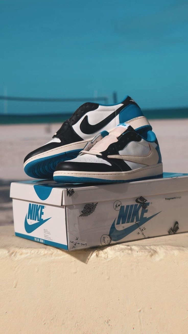 【預購】Travis Scott x Fragment x Air Jordan 1 Low OG "Military Blue" DM7866-140