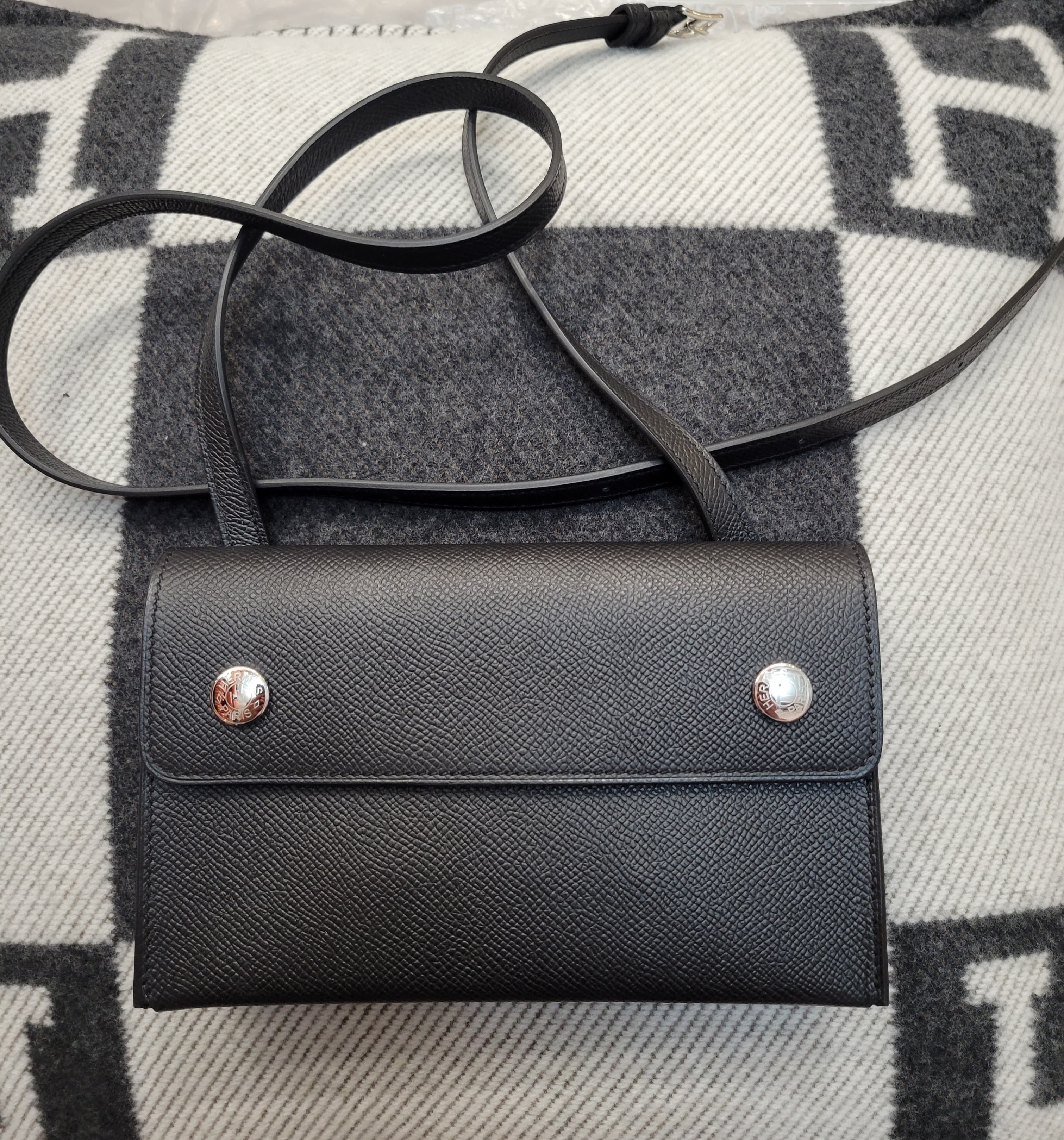 Hermes snap wallet noir ck 黑銀