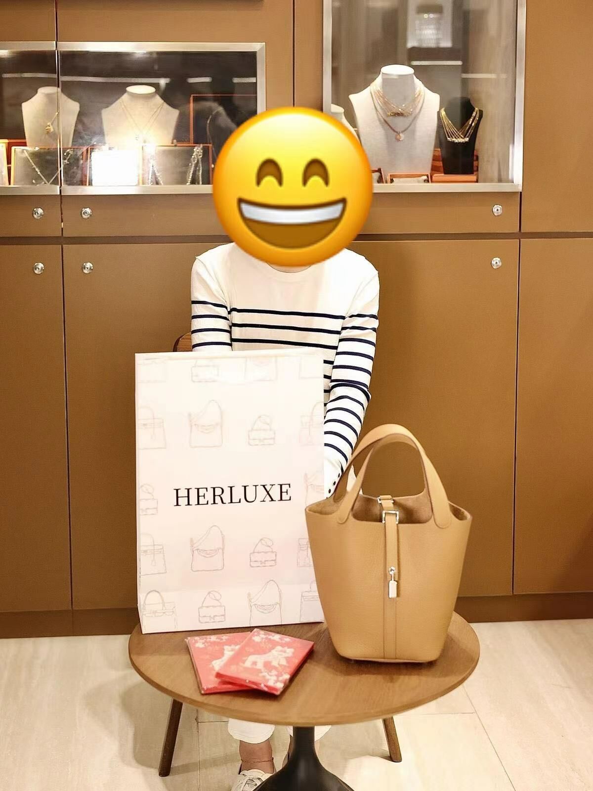 【 感謝支持 】爽快靚靚來shopping🥳 一眼睇中P18餅乾色銀扣😍 四季百搭色🤗 靚靚好滿意❤️ 多謝你嘅支持與信任🫶💪