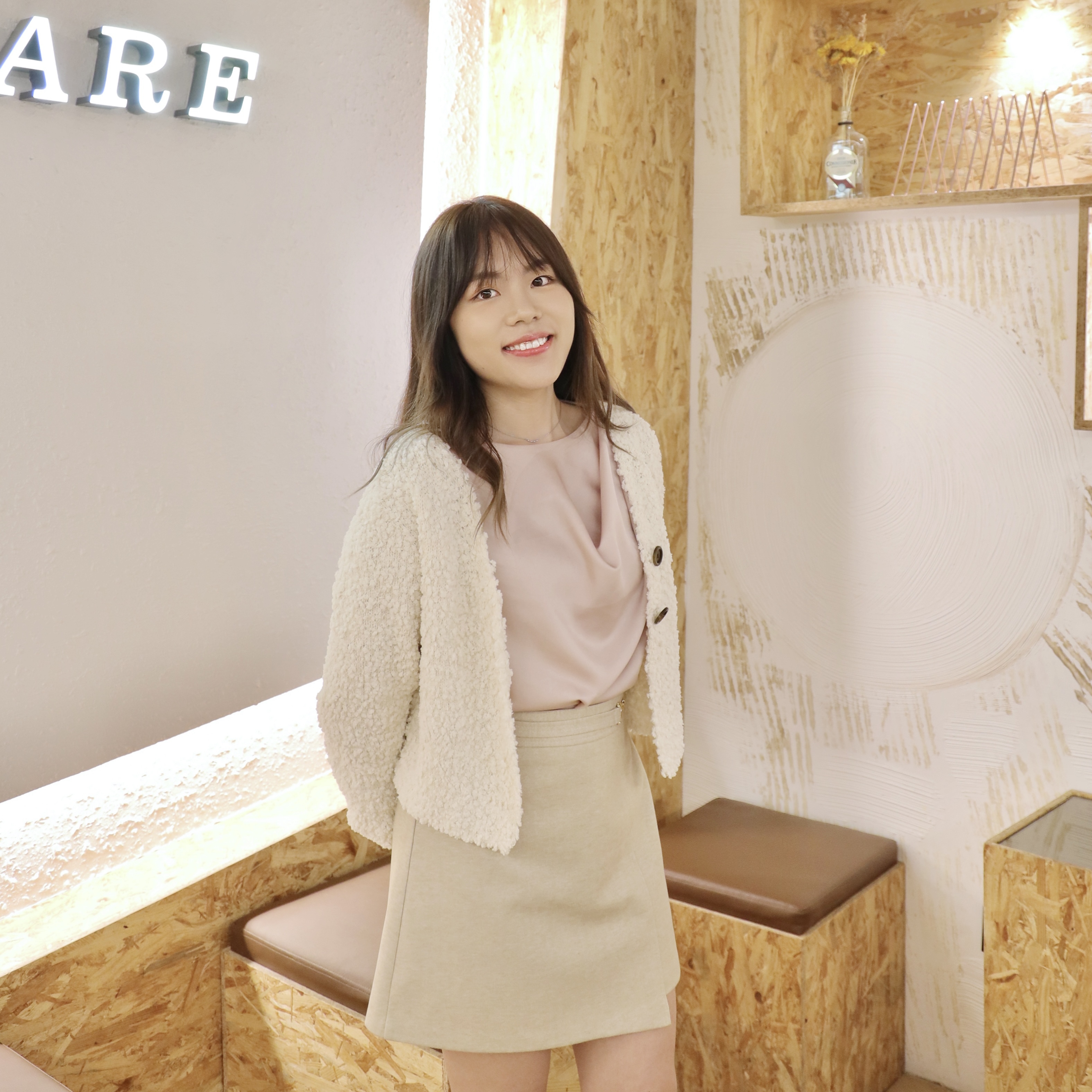 || CA143 ||淋滋滋木扣短身外套