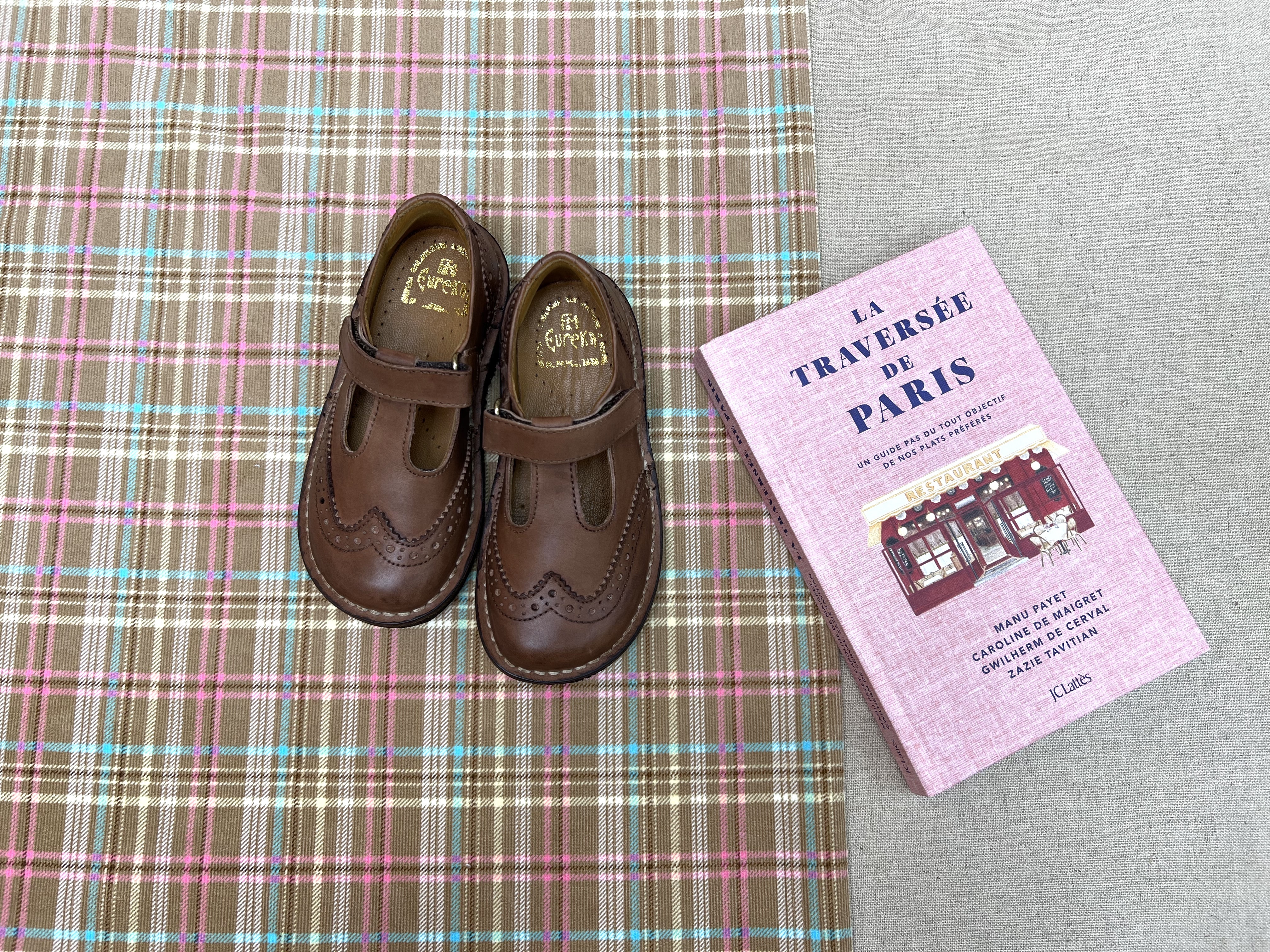 （預購）EUREKA 真皮LACE Tbar低筒皮鞋