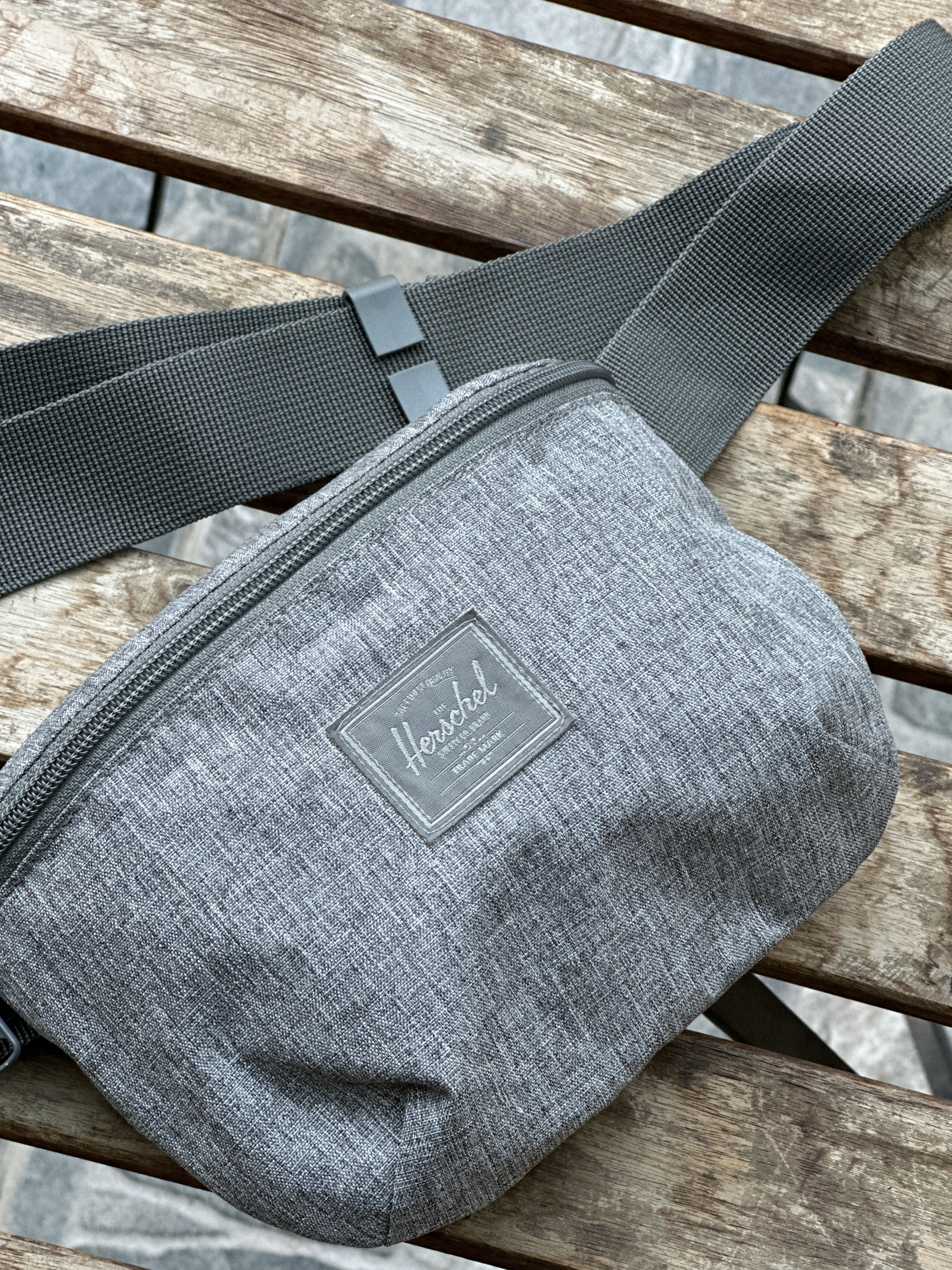 【現貨】herschel  supply 腰包 胸包 內裏紅格紋