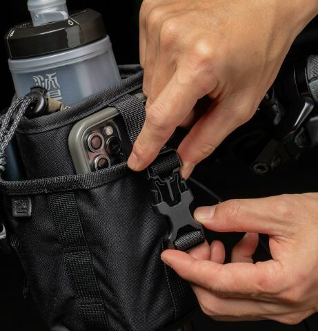 現貨【沃坦】Grab'n Go 前掛水壺包 / 炭黑色帆布