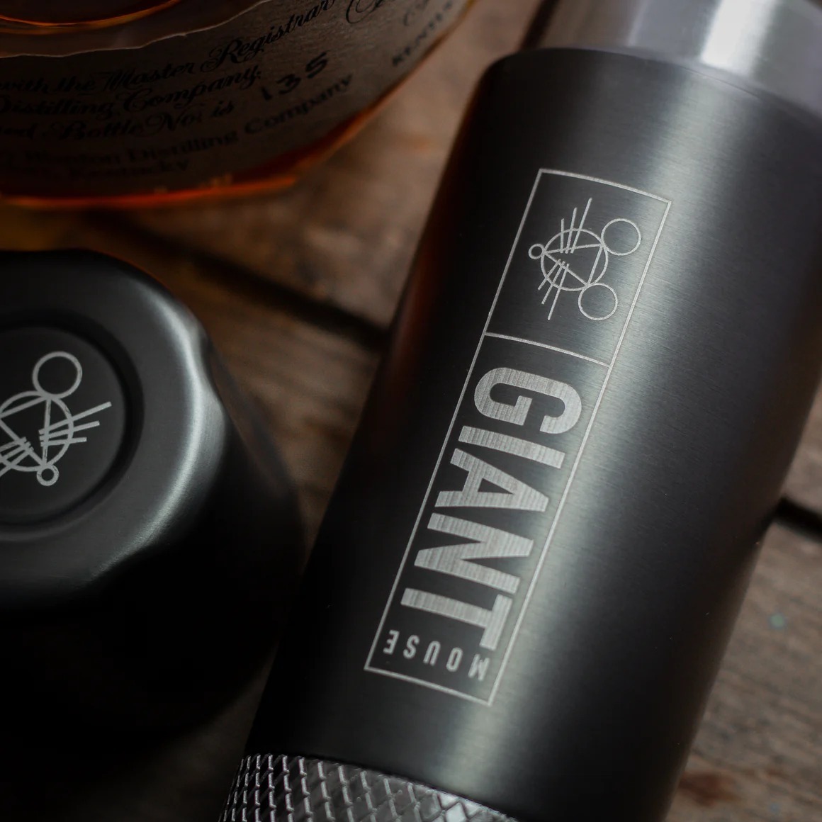 GiantMouse Knives TORCH FLASK - GUNMETAL 小酒壺