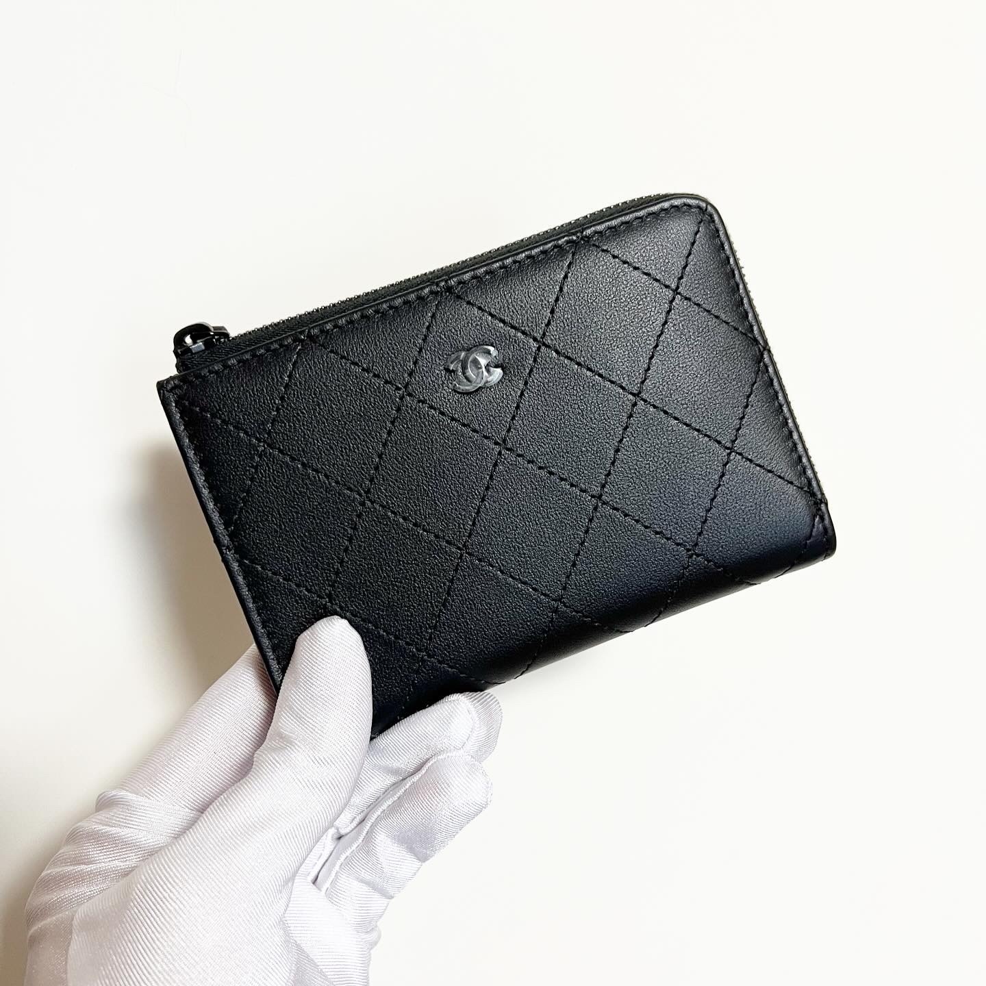 CHANEL So Black 小銀包