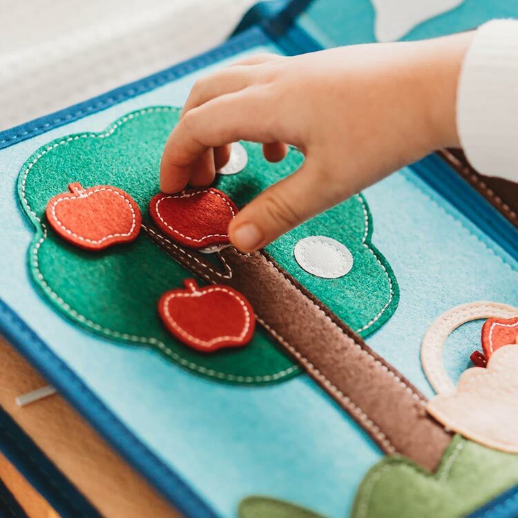 My First Book蒙特梭利寶寶布書-第一冊-生活常規篇(0-3Y)