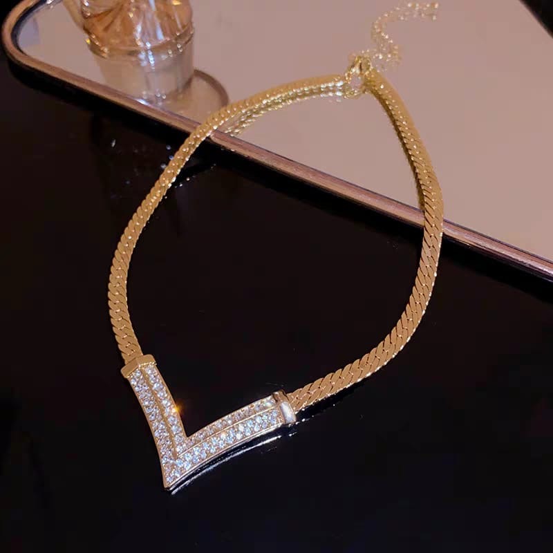 正韓粗鏈V滿鑽項鍊