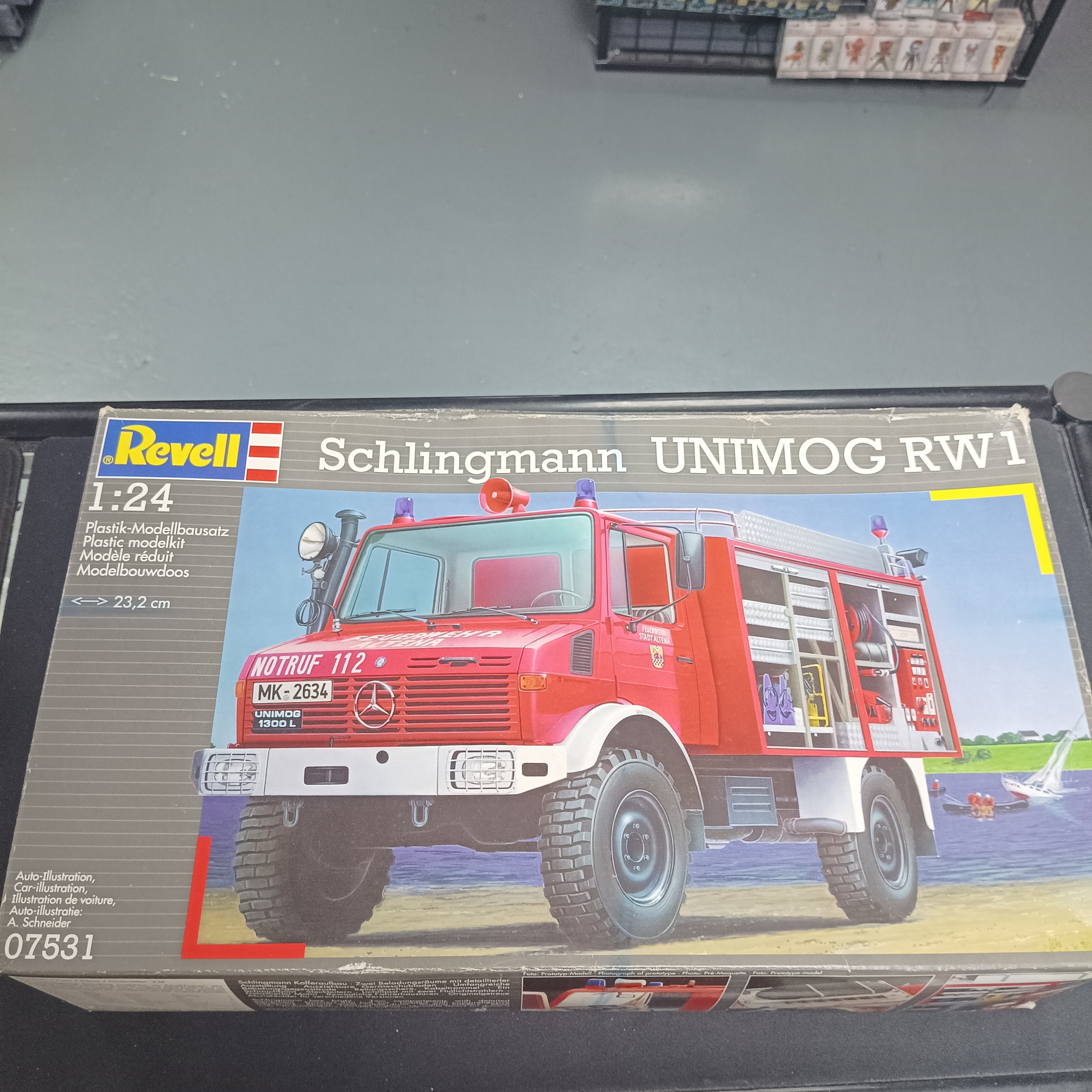 寄賣-其它-REVELL Unimog RW1