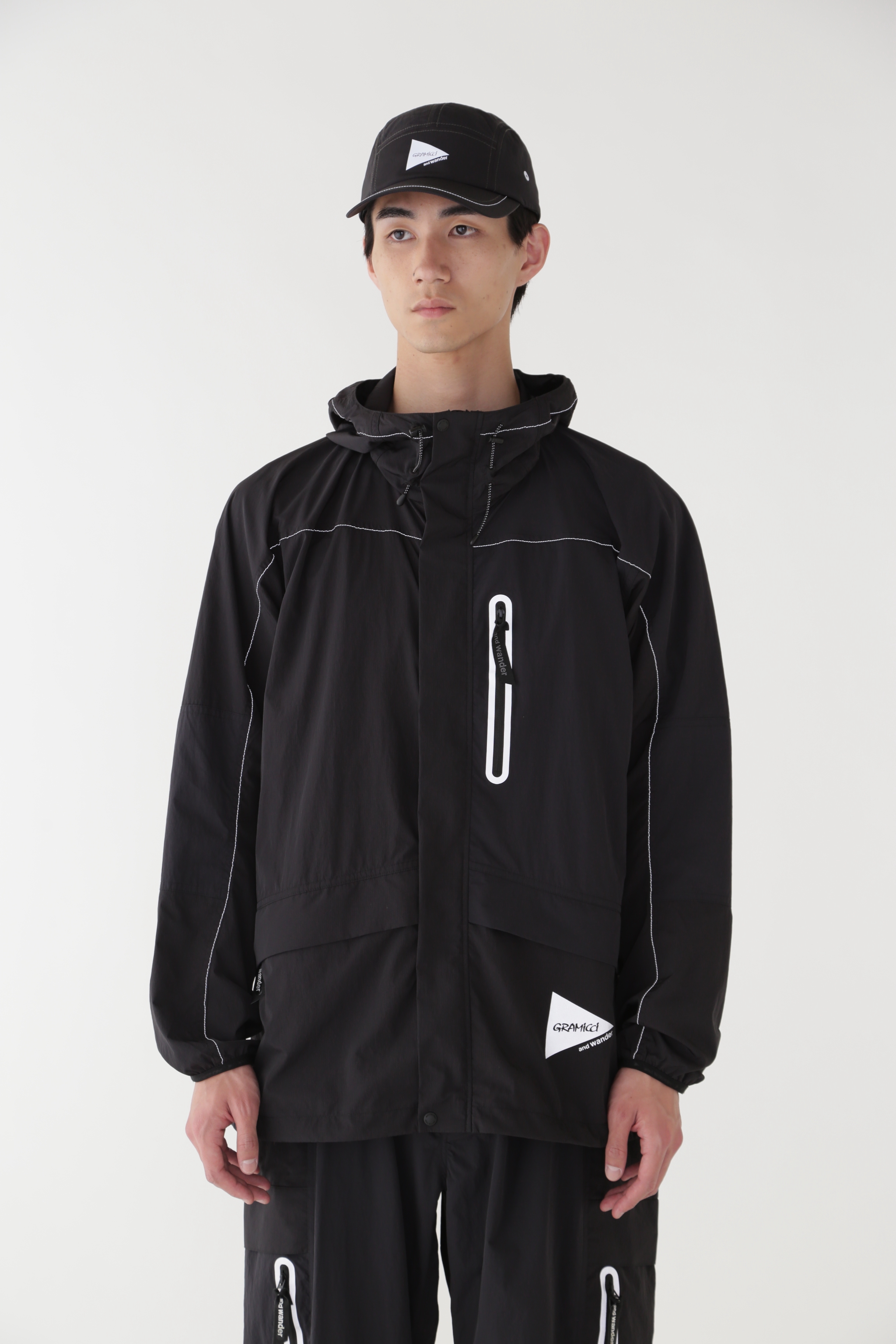 GRAMICCI x AND WONDER｜PATCHWORK WIND HOODIE 