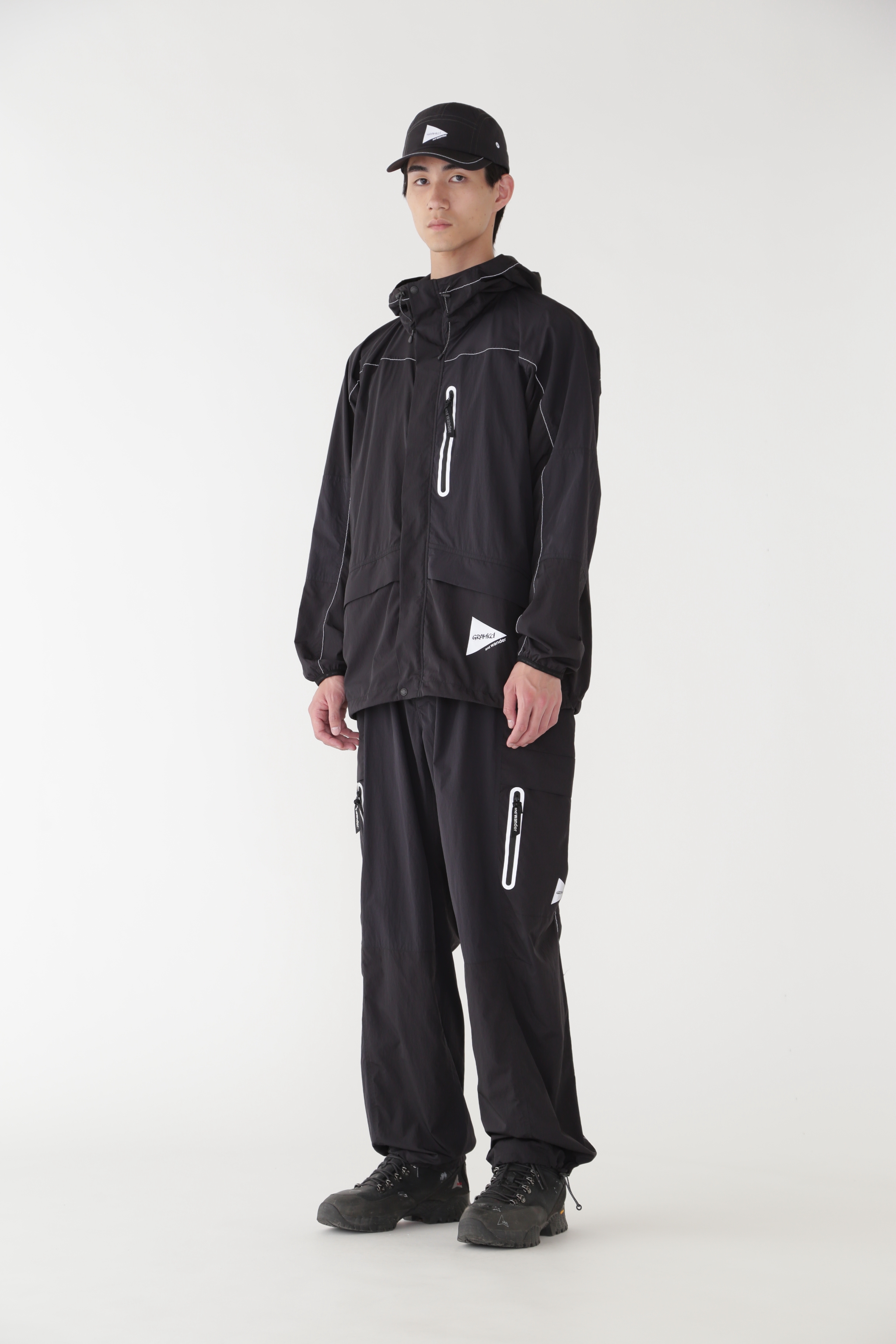 GRAMICCI x AND WONDER｜PATCHWORK WIND HOODIE 