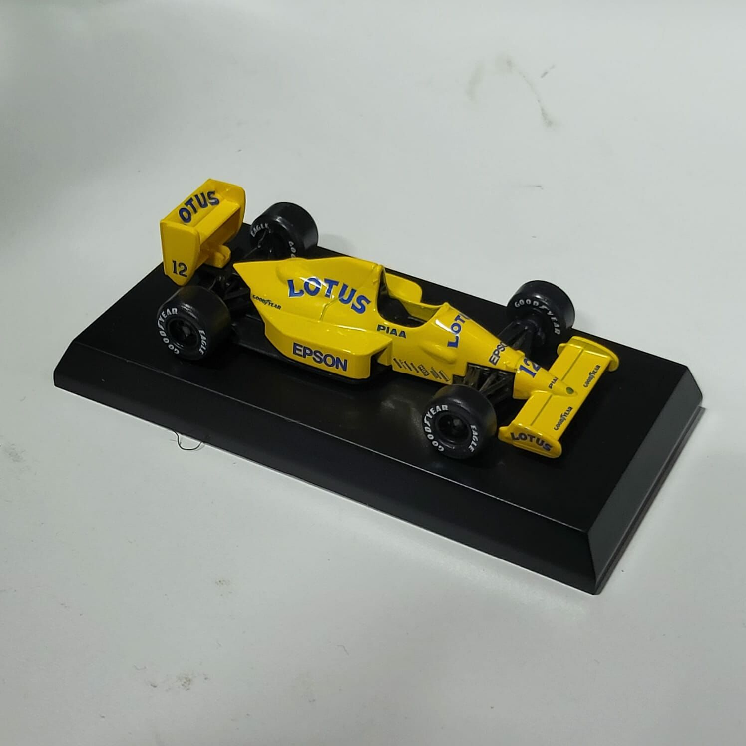 Kyosho 1:64 Lotus F1 101 #12